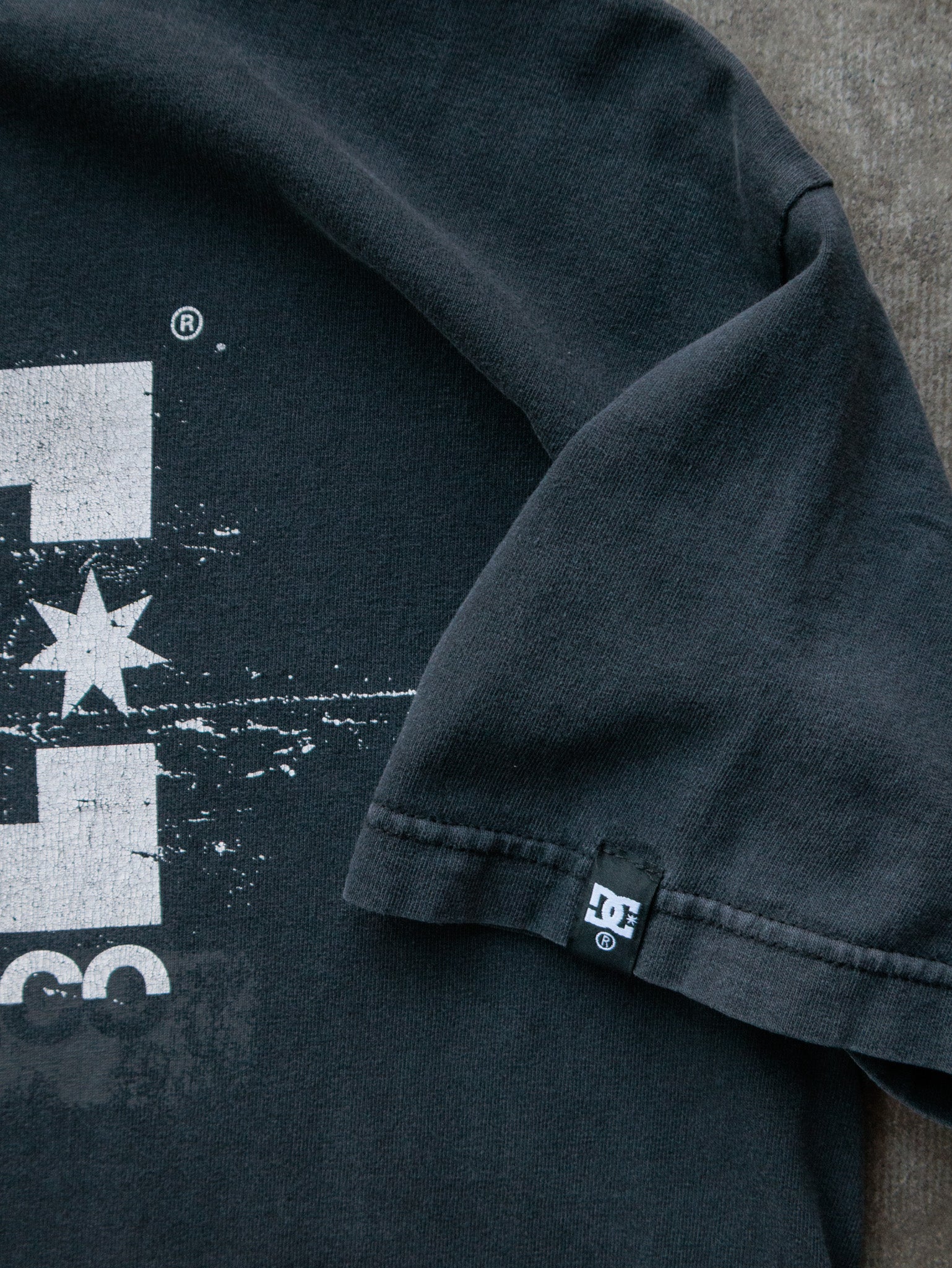 Vintage 00s Black DC Shoe Co Tee (-)