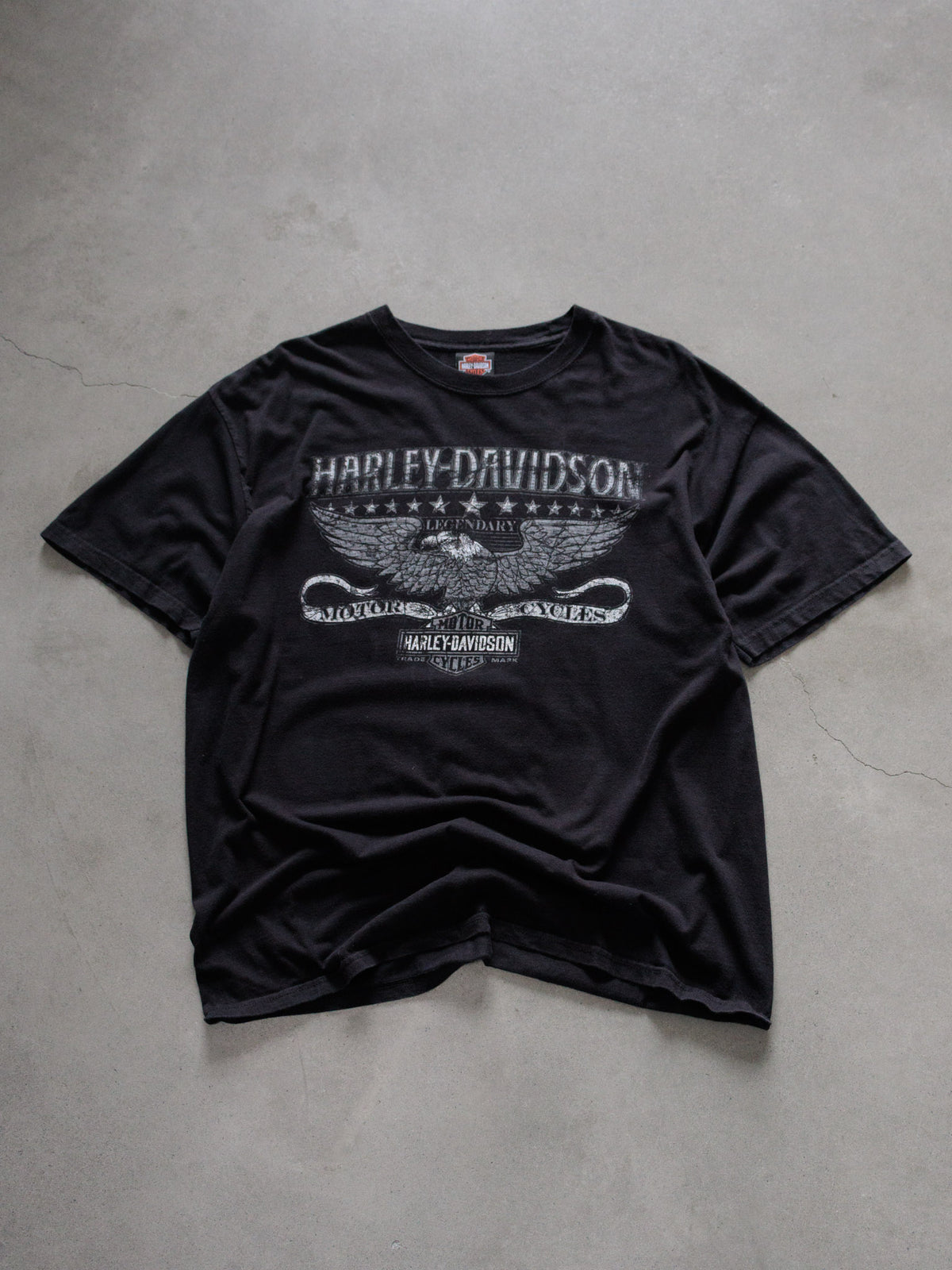Vintage Black Harley-Davidson Menomonee Falls Wisconsin Tee (XL)