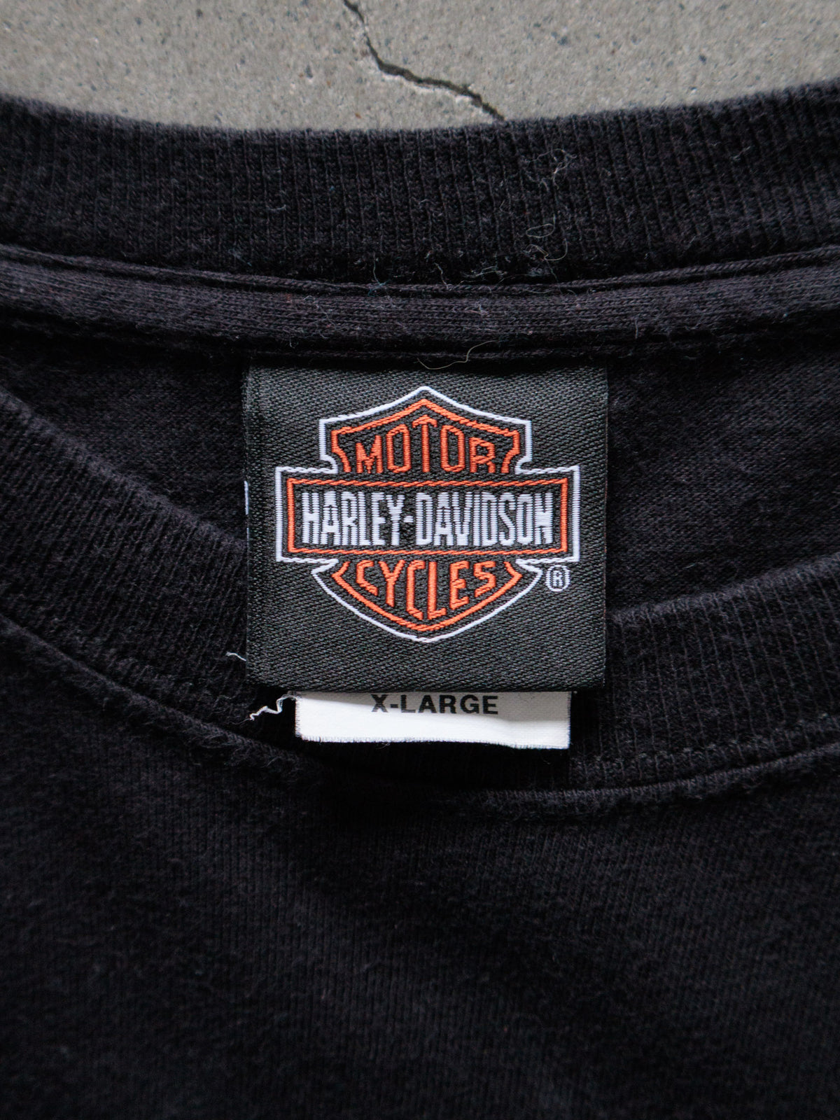 Vintage Black Harley-Davidson Menomonee Falls Wisconsin Tee (XL)