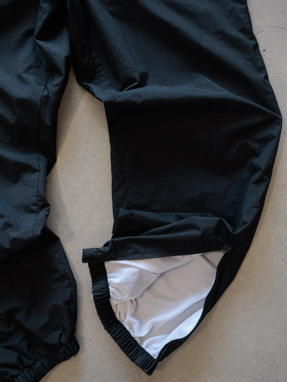 Vintage 00s Black Russell Athletic Track Pants (L)