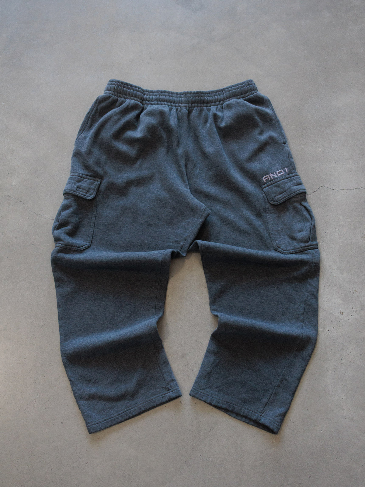 Vintage Grey AND1 Cargo Sweatpants (XL)