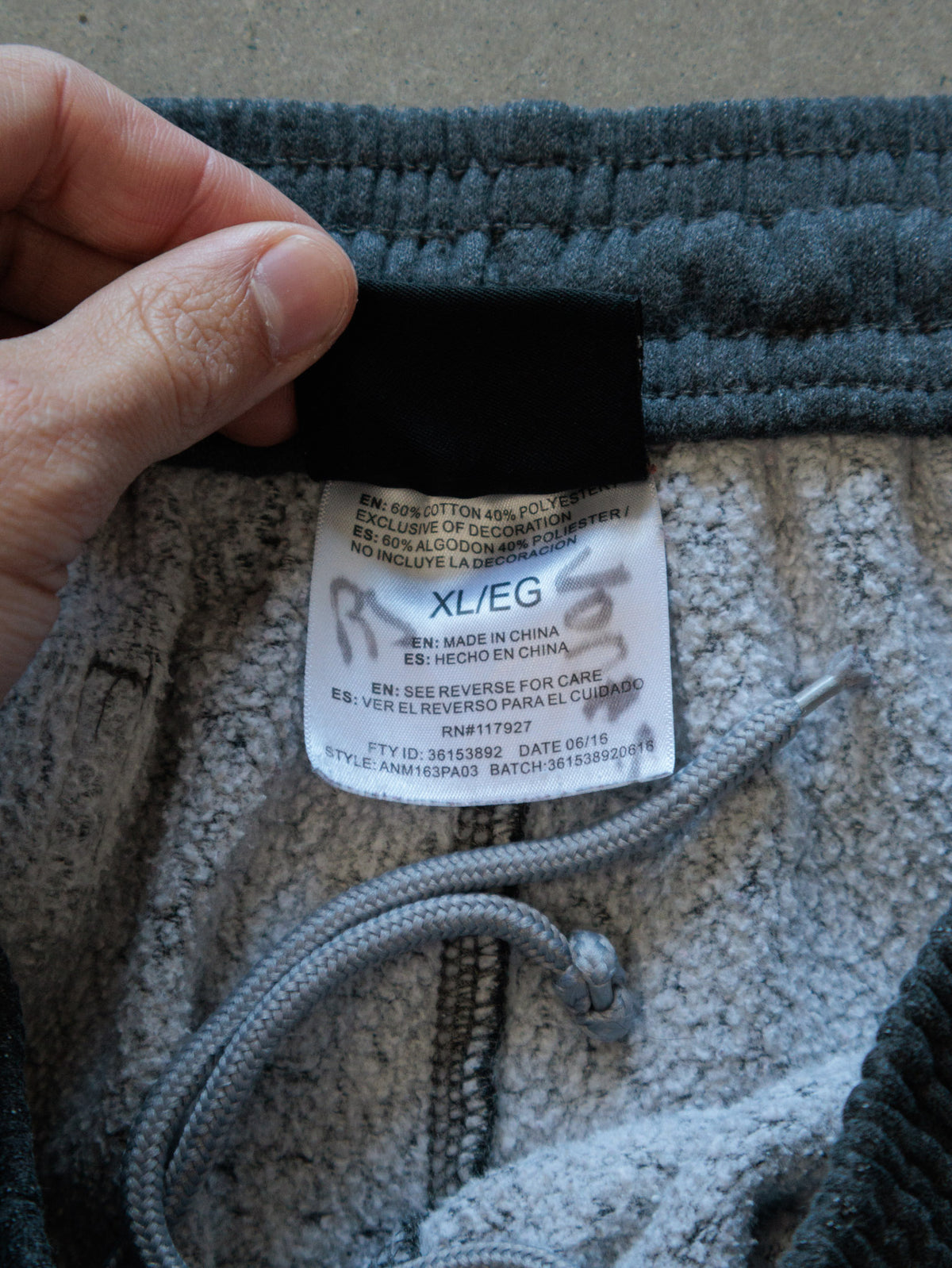 Vintage Grey AND1 Cargo Sweatpants (XL)