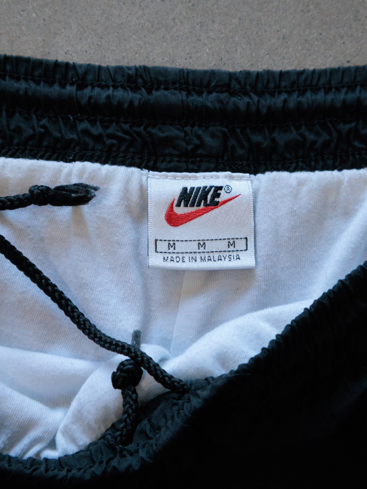 Vintage 90s Black Nike Track Pants (M)