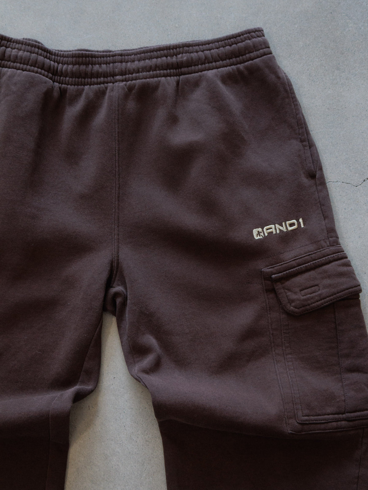 Vintage Brown AND1 Cargo Sweatpants (L)
