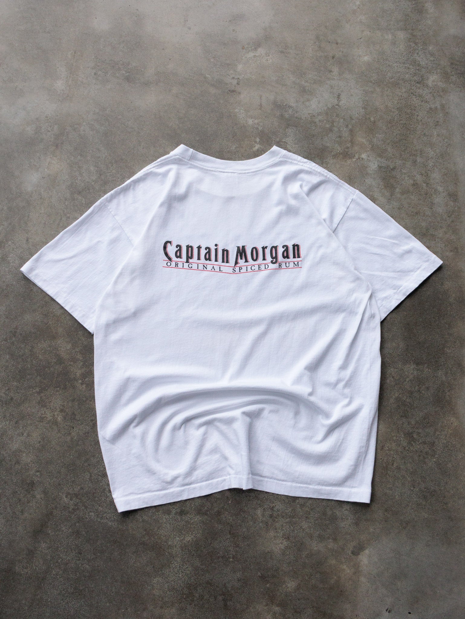 Vintage 90s Captain Morgan Rum Yo Ho Ho Tee (L)