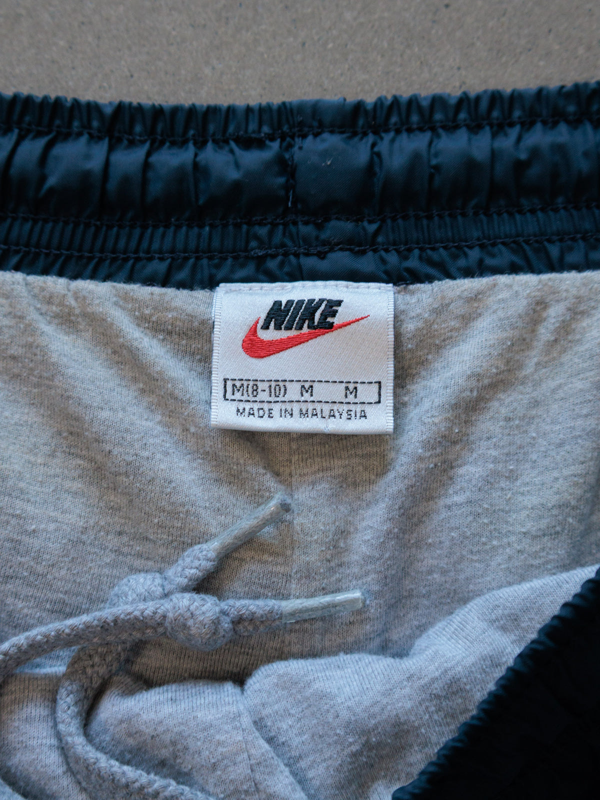 Vintage 00s Navy Nike Track Pants (Women's M)