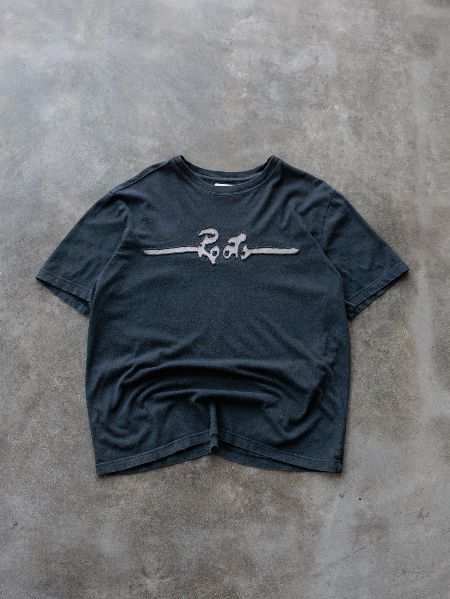 Vintage 00s Black Roots Tee (L)
