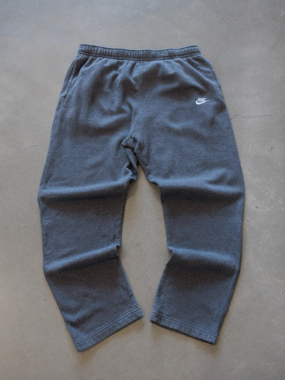 Vintage Grey Nike Sweatpants (XL)