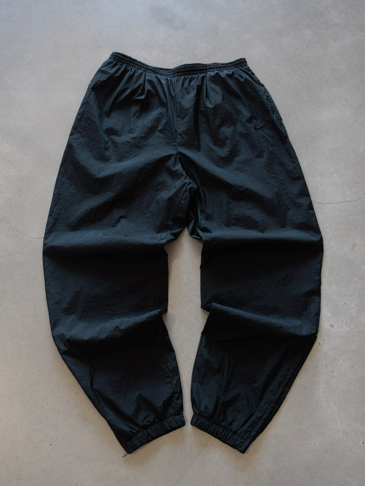 Vintage 90s Black Nike Track Pants (L)
