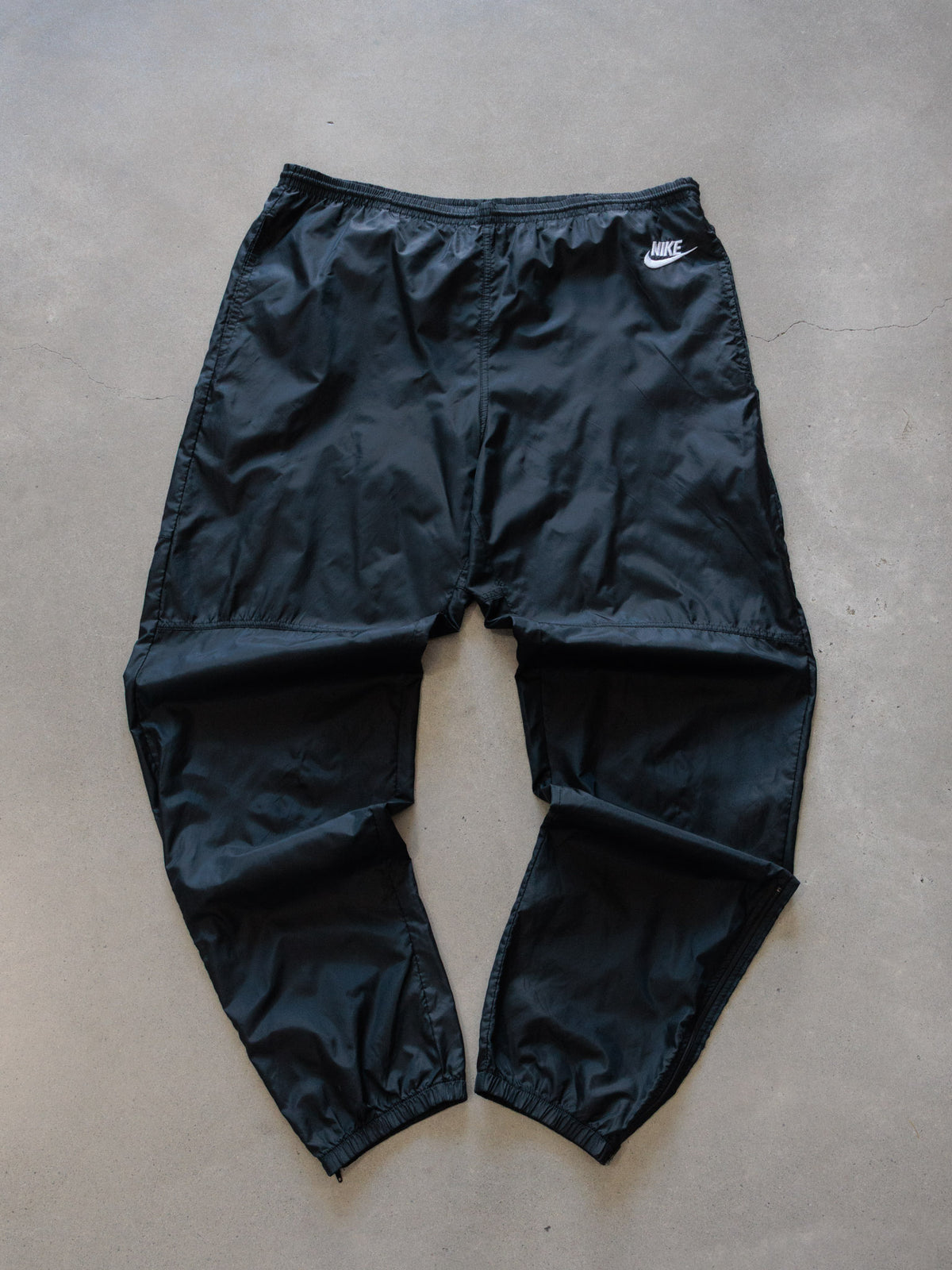 Vintage 90s Black Nike Track Pants (L)