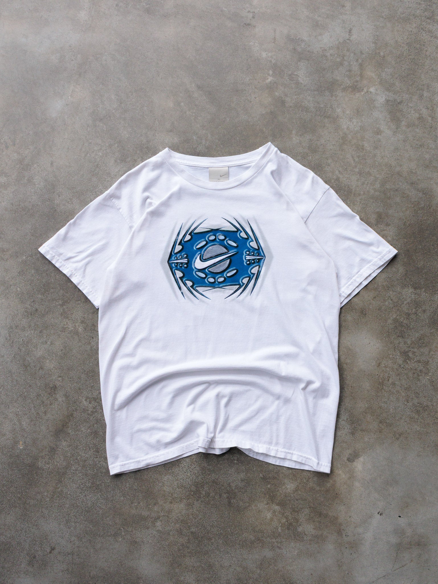 Vintage 00s White Nike Graphic Tee (18-20Y)