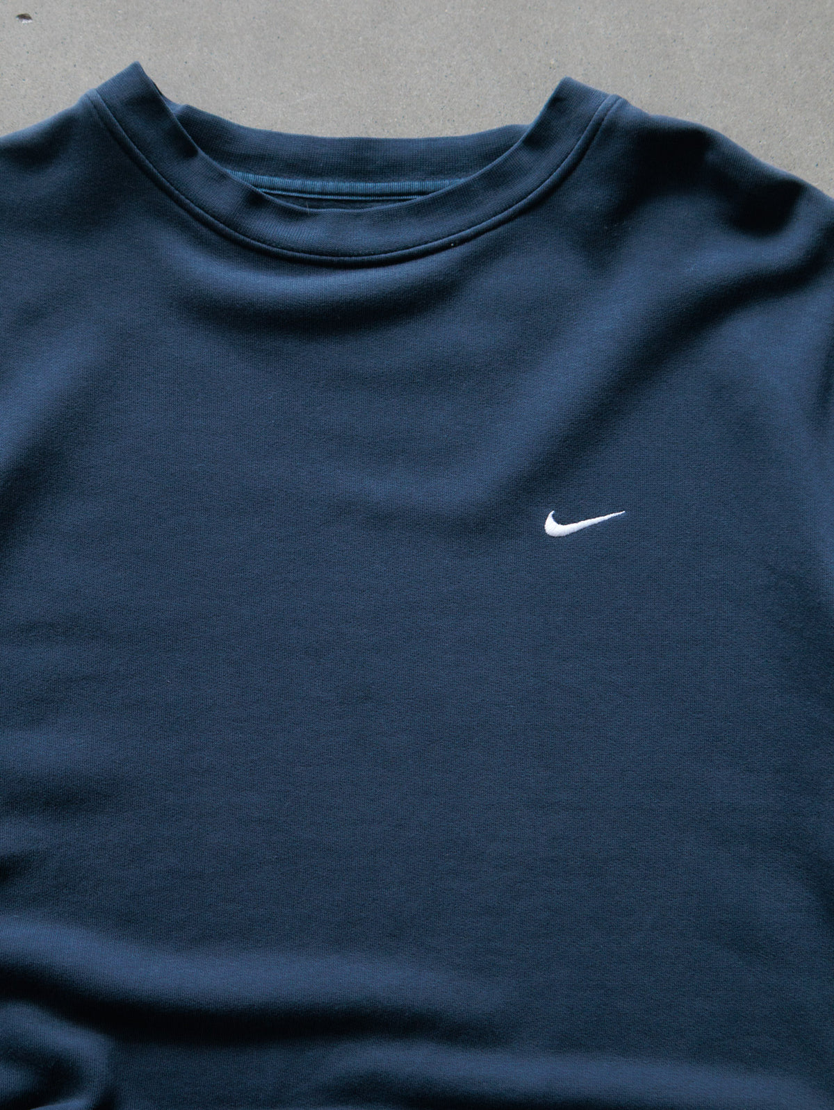Vintage Navy Nike Sweatshirt (L)