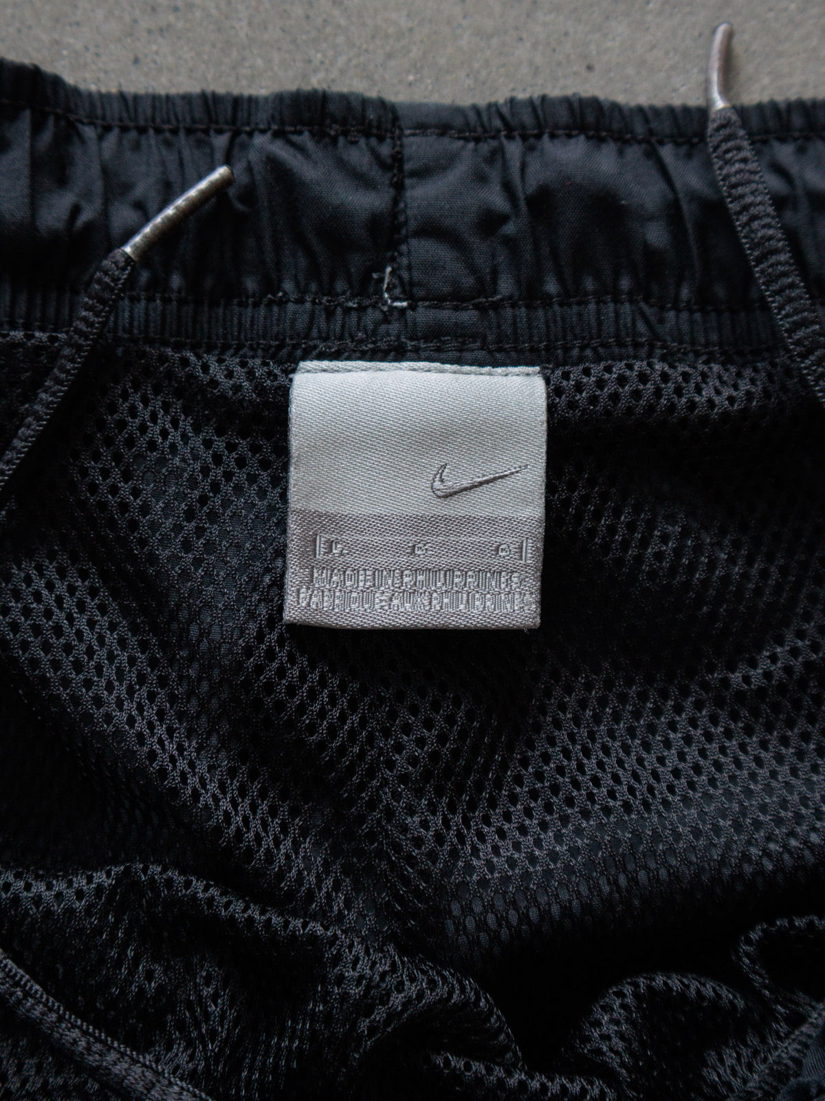 Vintage 00s Black Nike Track Pants (-)