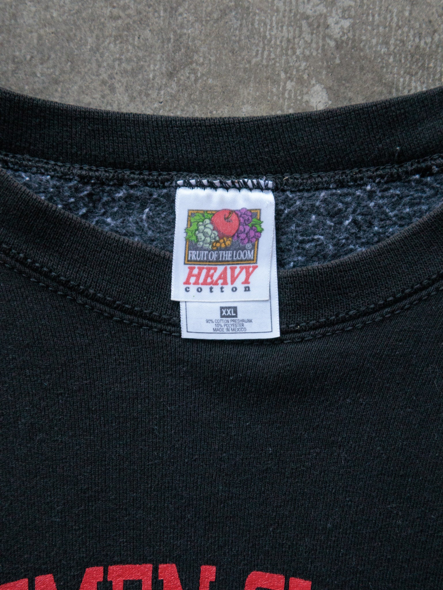 Vintage 90s Black University of Winnipeg Wesmen Sweatshirt (2XL)