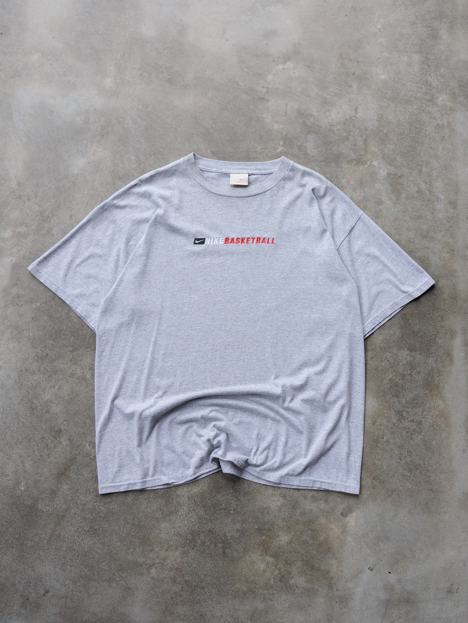 Vintage 00s Grey Nike Basketball Tee (XL)