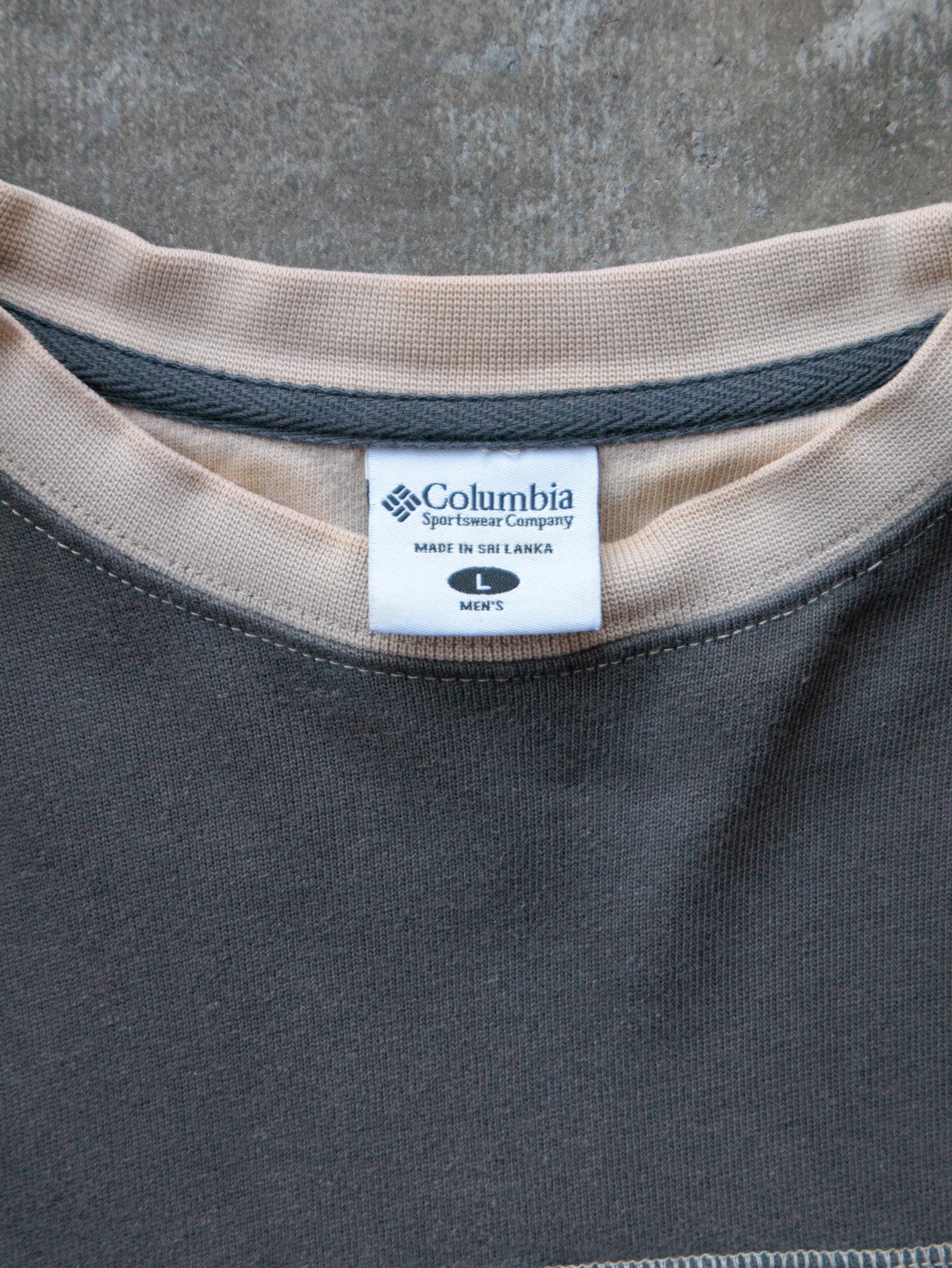 Vintage 00s Grey Colourblock Columbia Sweatshirt (L)