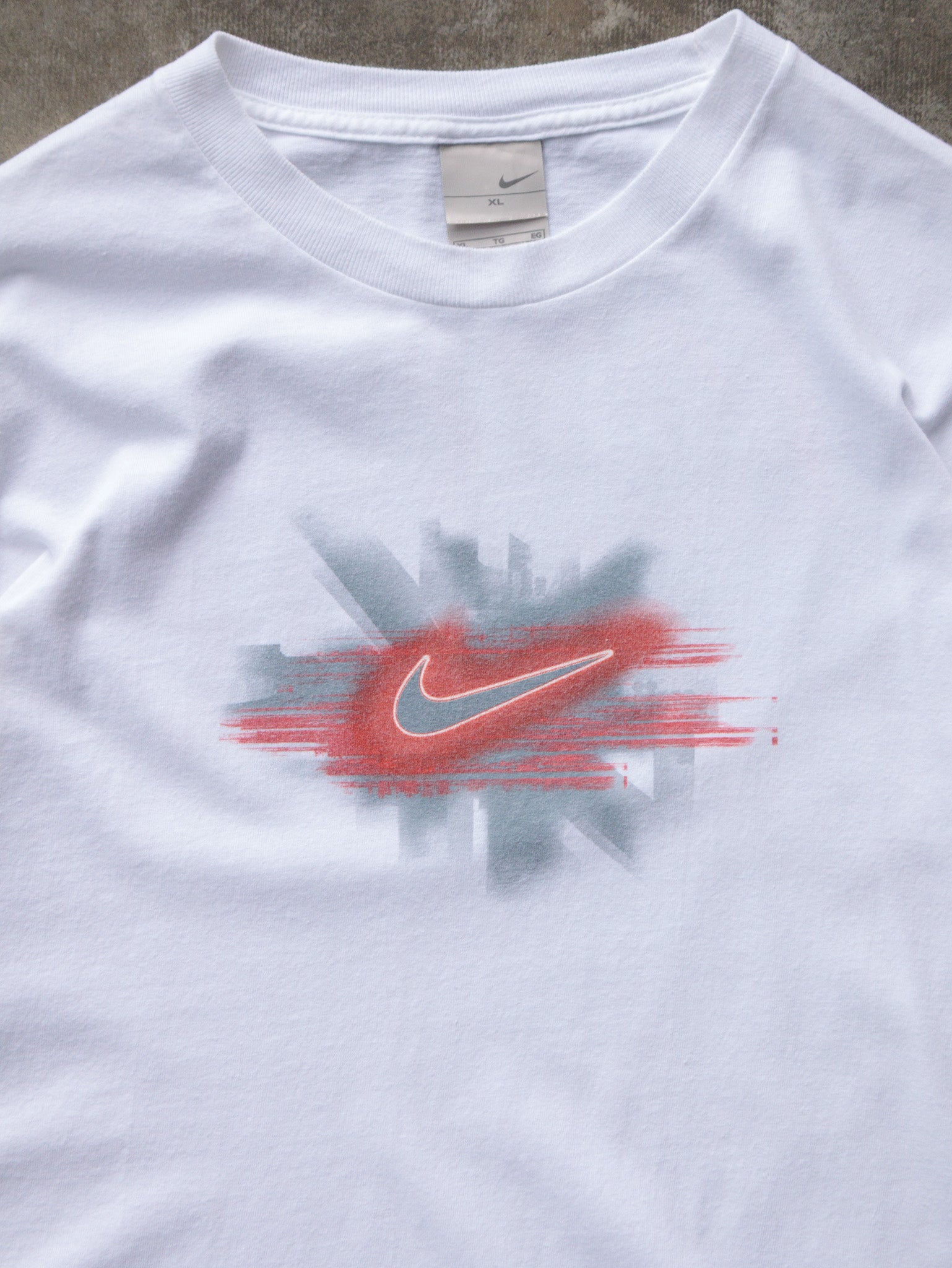 Vintage 00s White Nike Max Air Graphic Tee (XL)