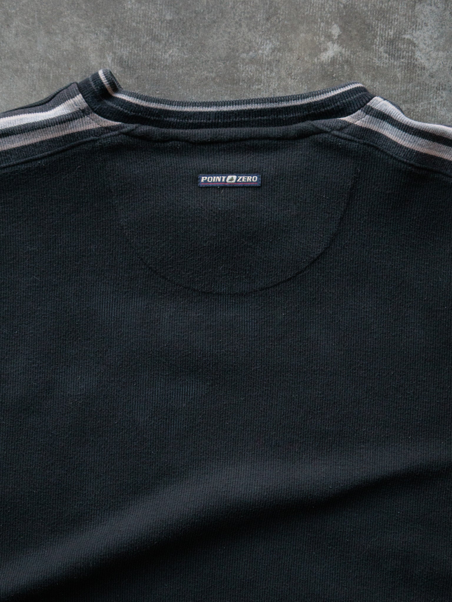 Vintage 90s Black Point Zero V-Neck Knit Sweater (XL)
