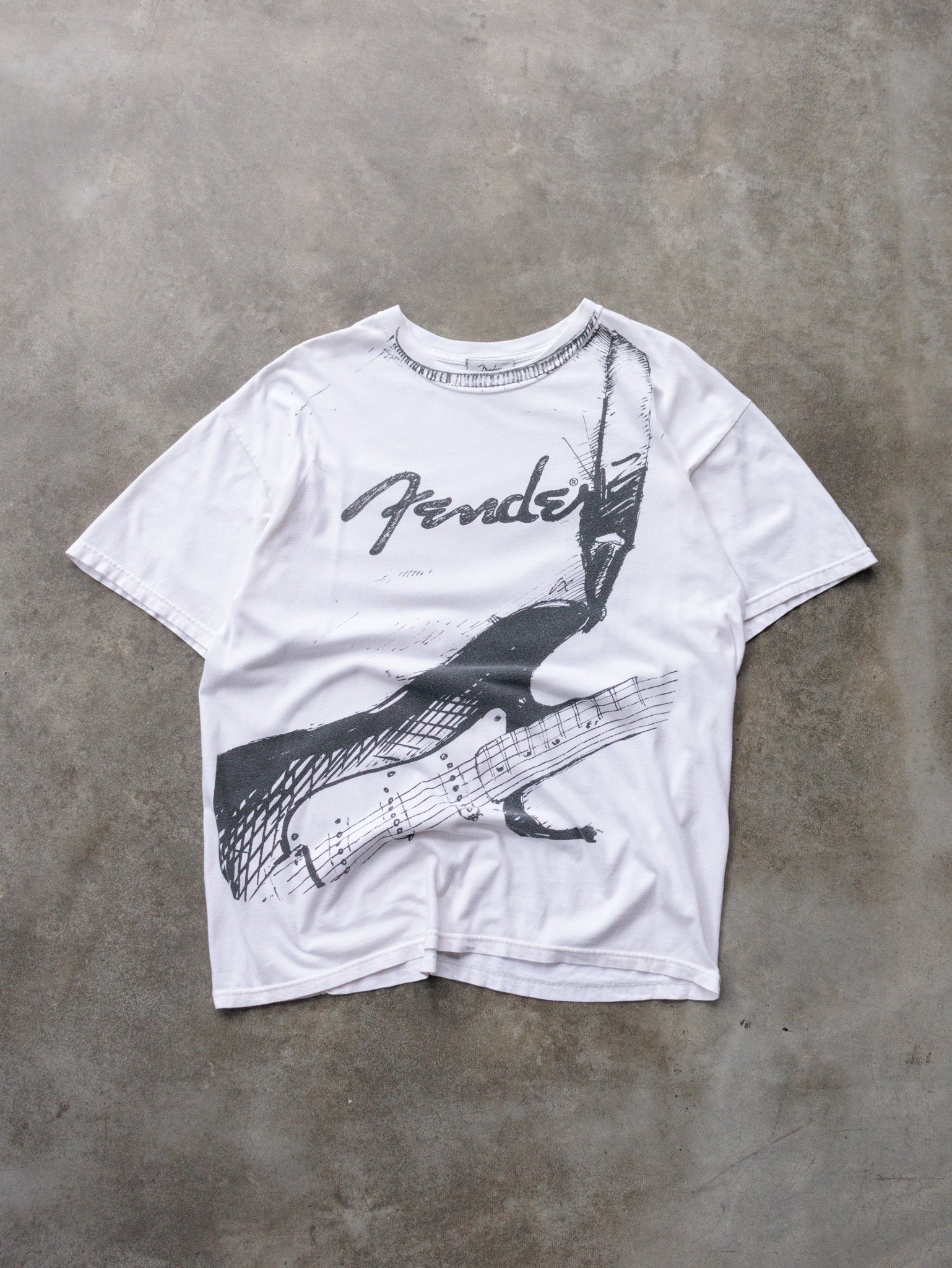 Vintage White Fender Guitar Graphic Tee (L)