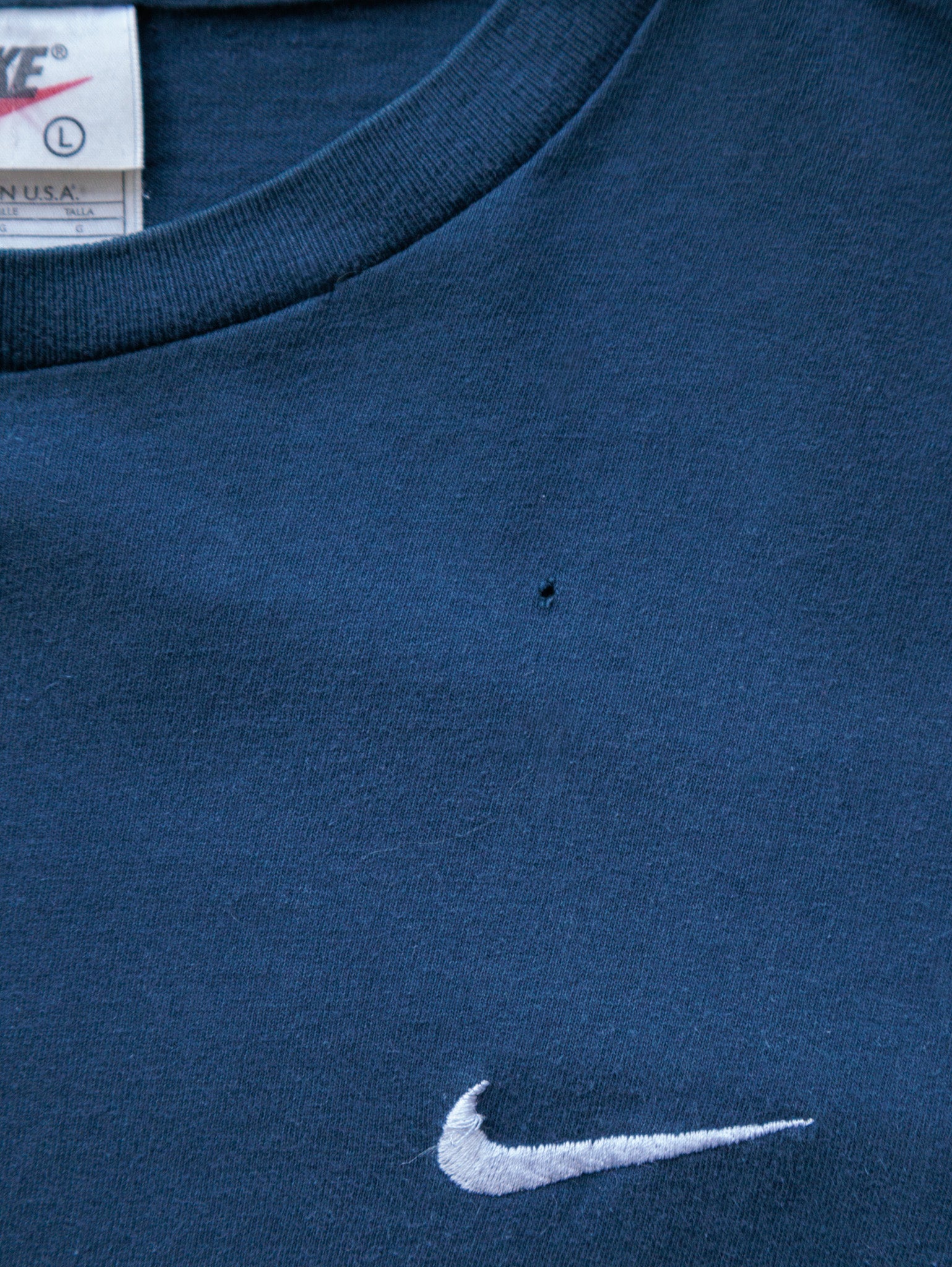 Vintage 90s Navy Nike Tee (L)