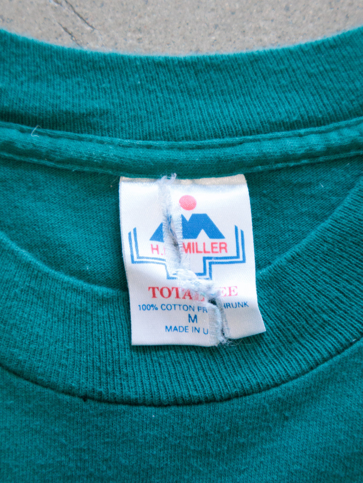 Vintage 90s Green Wolves Tee (M)