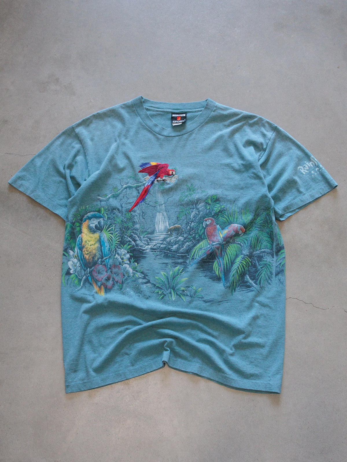 Vintage 90s Blue Rainforest Cafe Chicago Macaw Tee (-)