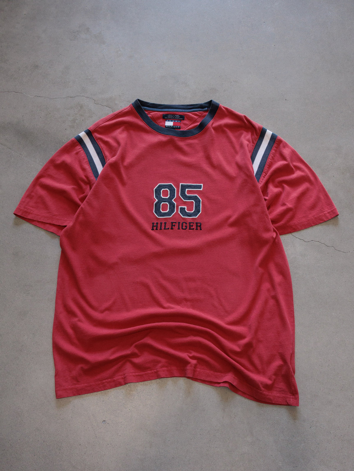 Vintage 90s Red Tommy Hilfiger 85 Tee (L)