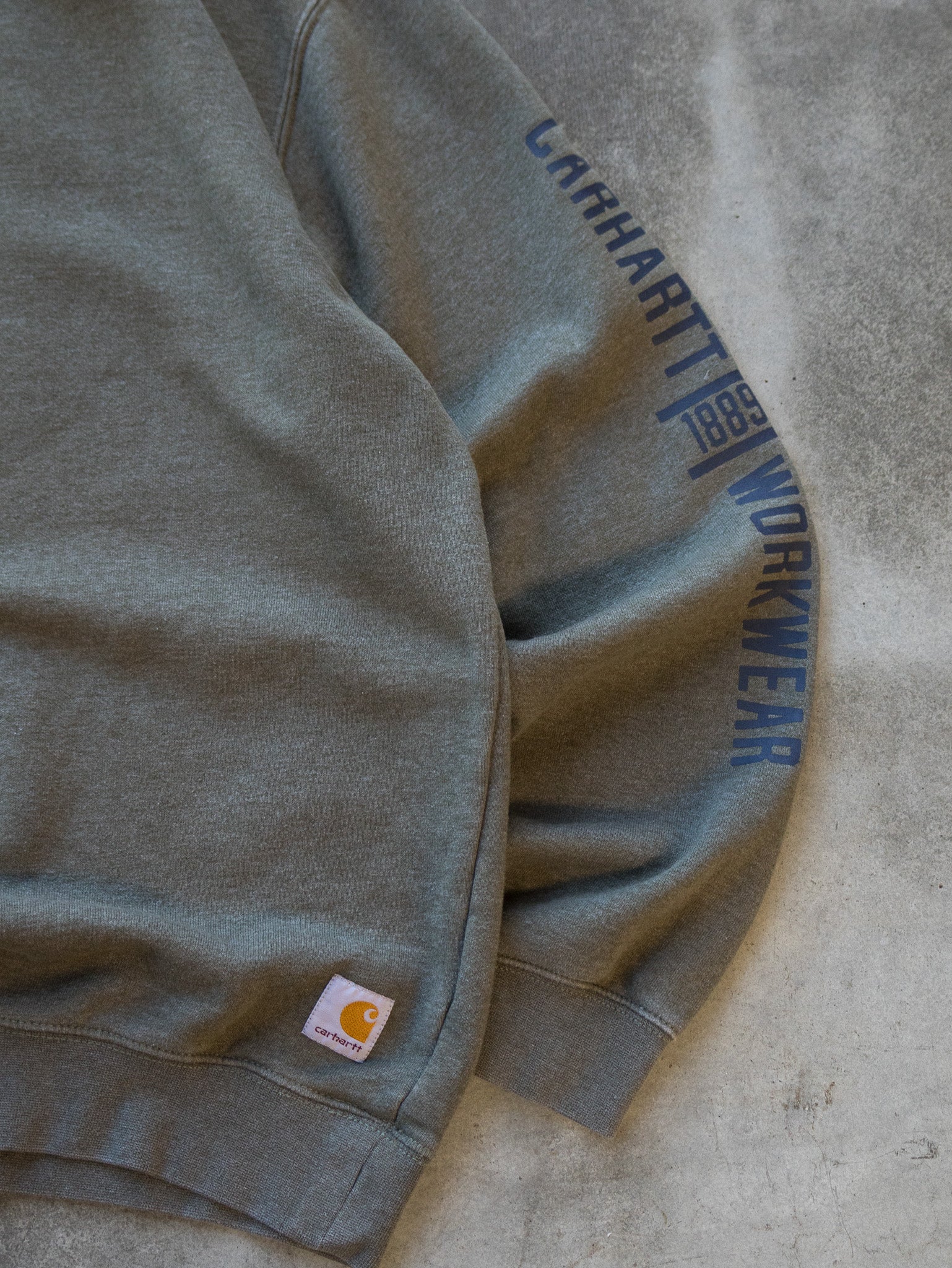 Vintage Olive Carhartt Workwear Sweatshirt (L)
