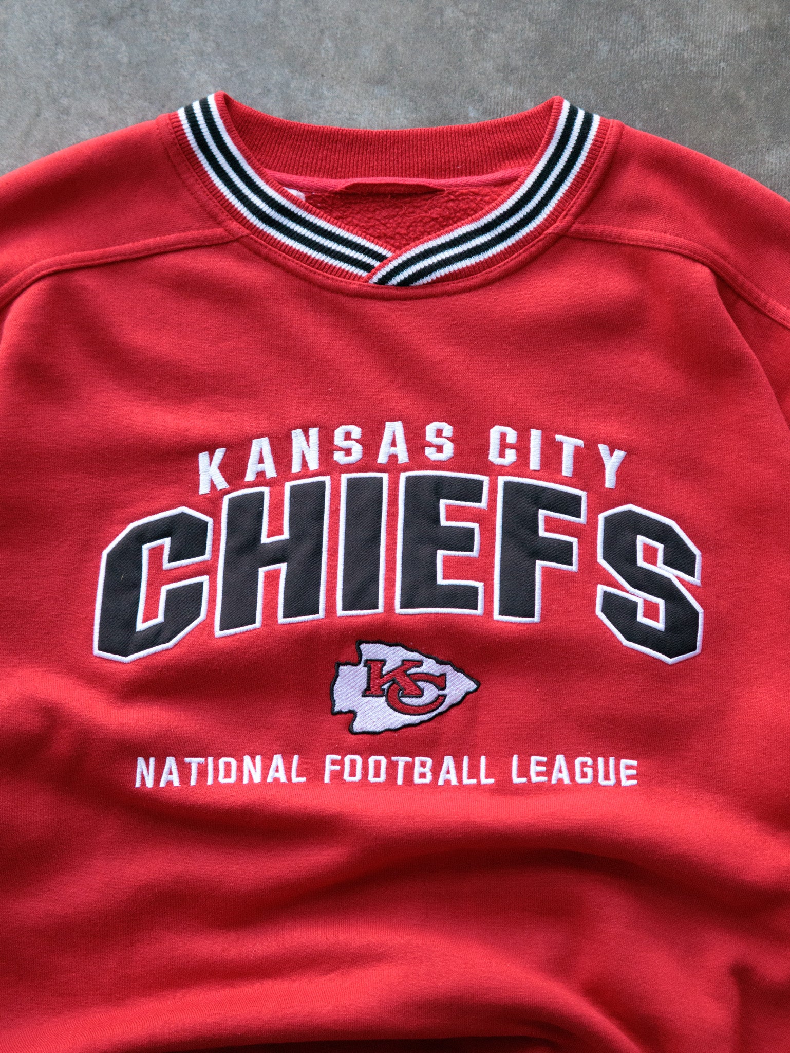 Vintage 90s Red Lee Sport Kansas City Chiefs Sweatshirt (XL)