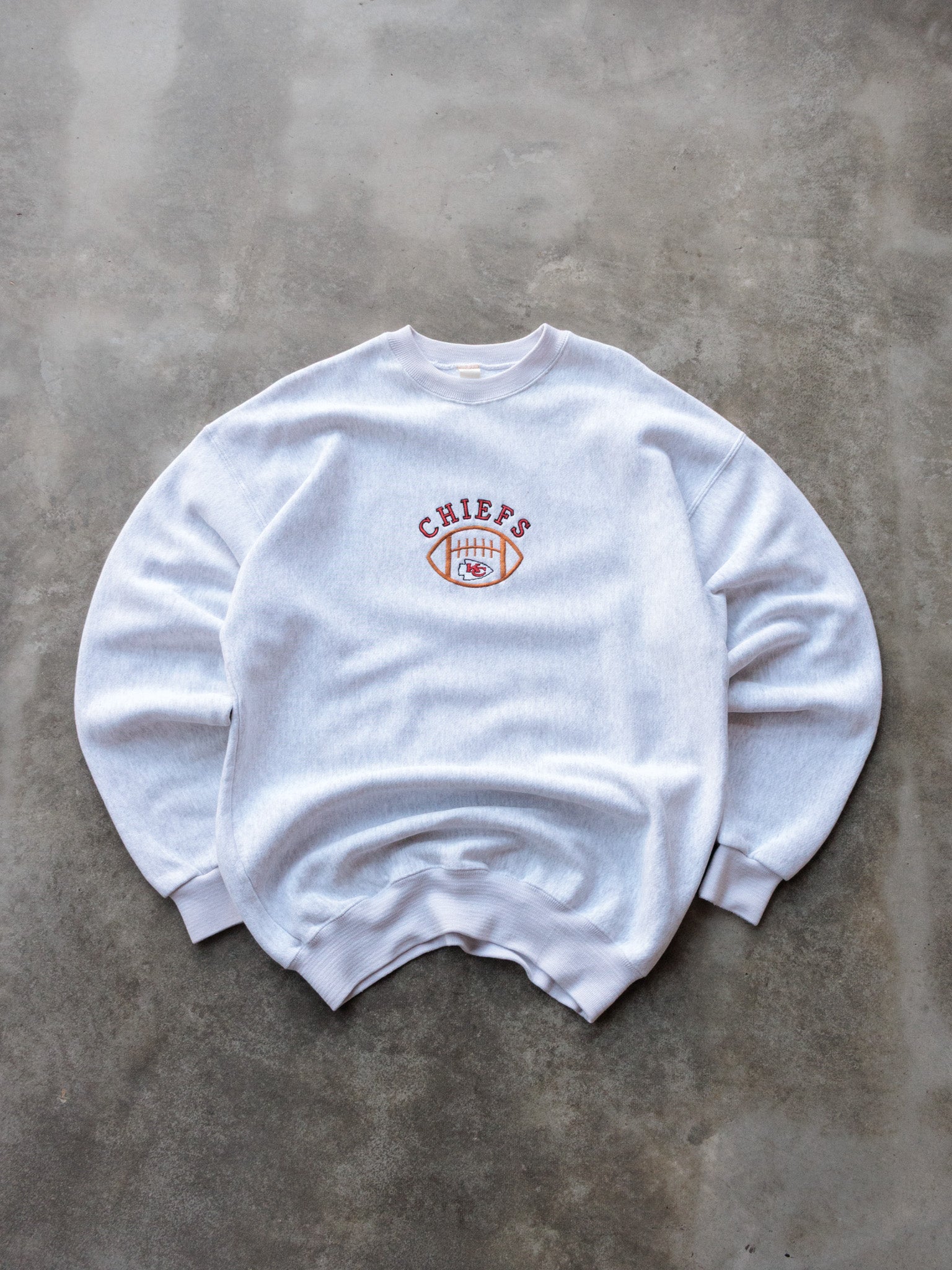 Vintage 90s Grey Kansas City Chiefs Sweatshirt (XL)