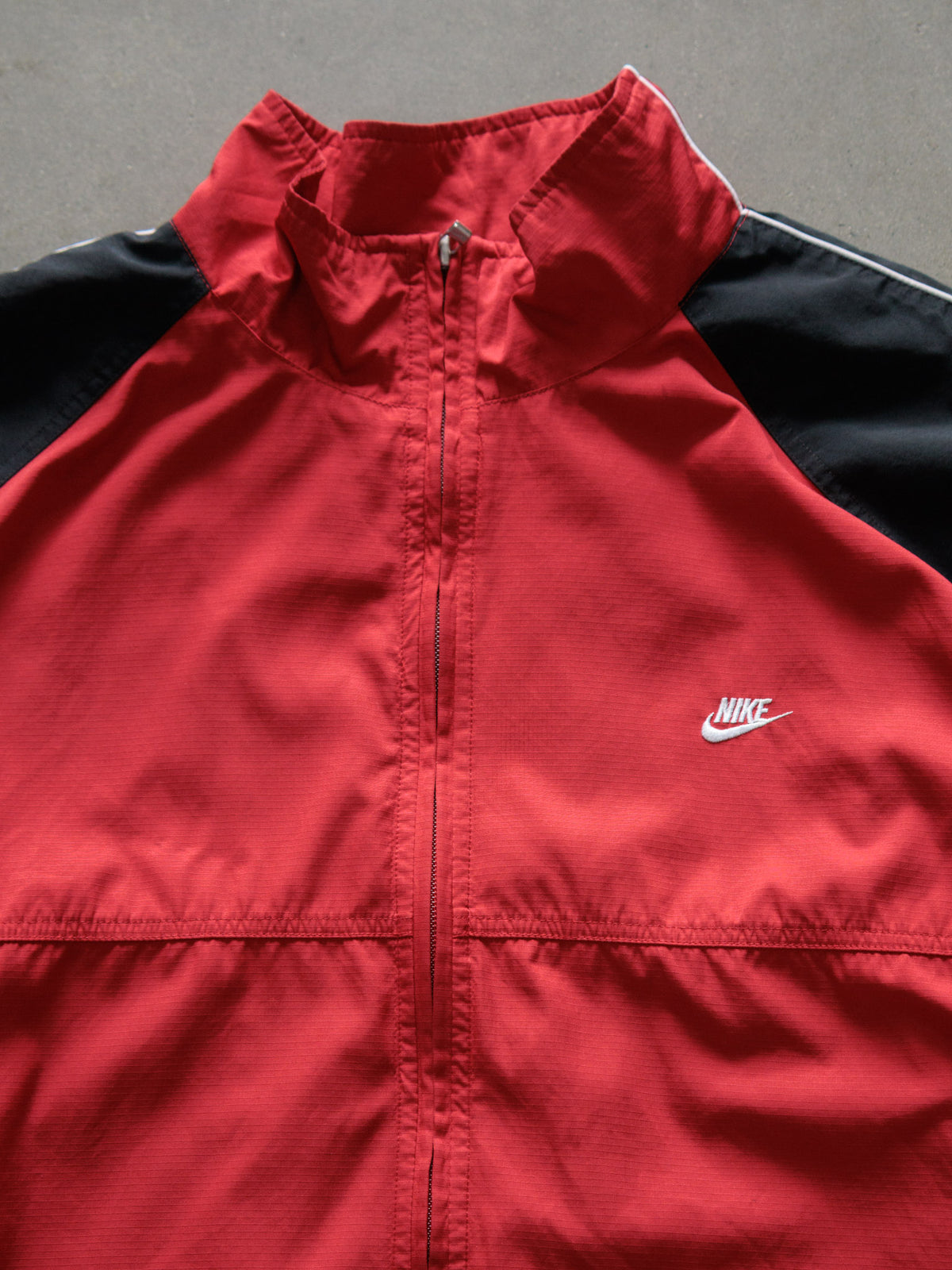 Vintage 00s Red Nike Colourblock Windbreaker (XL)