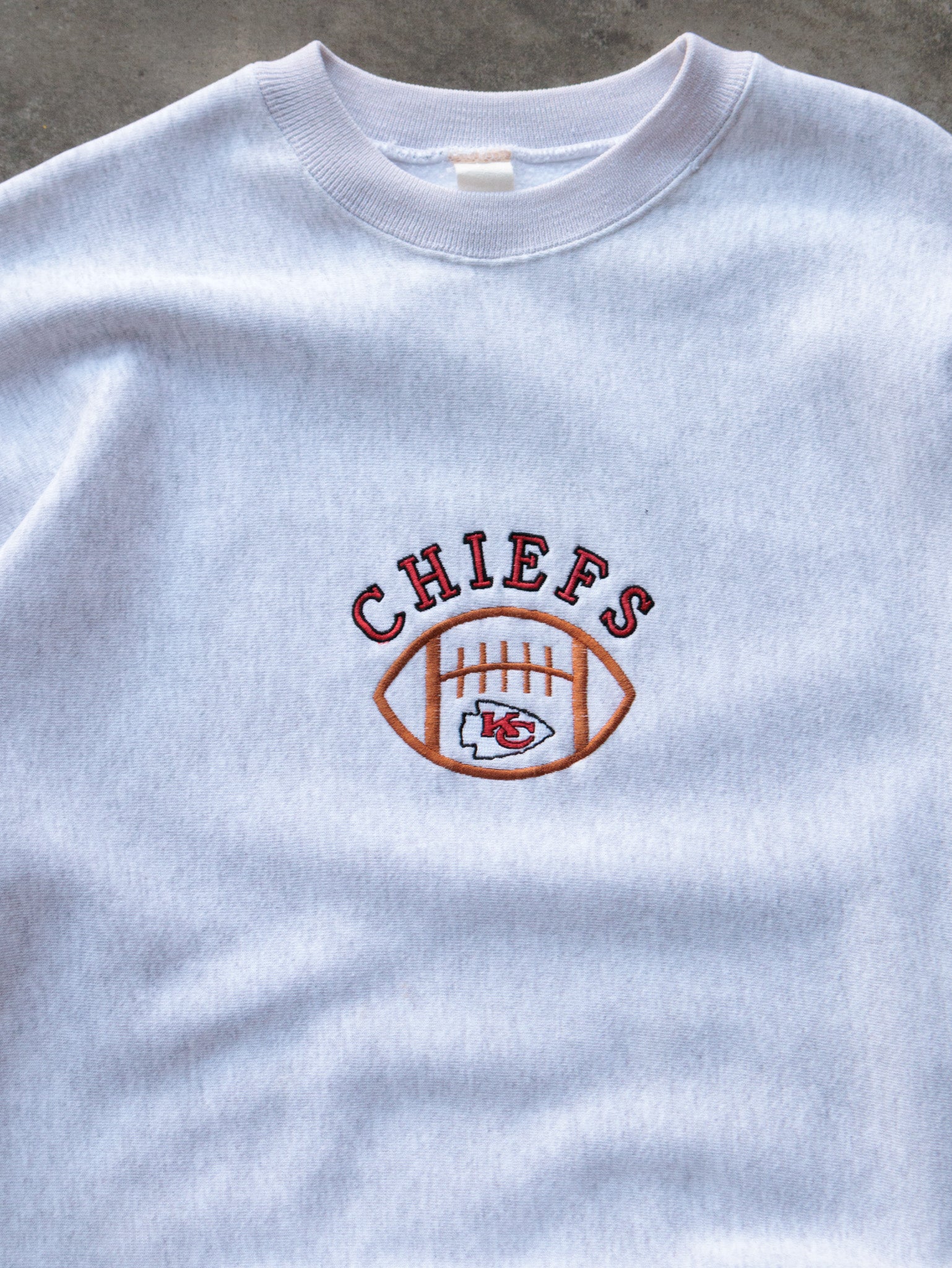 Vintage 90s Grey Kansas City Chiefs Sweatshirt (XL)