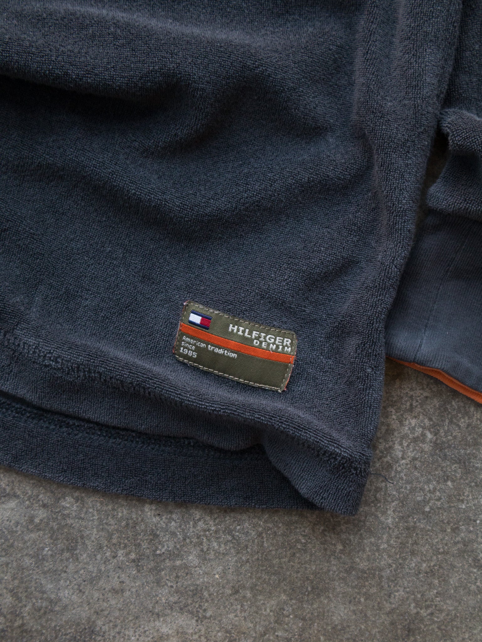 Vintage Tommy Hilfiger Terry Cloth V-Neck Sweatshirt (L)
