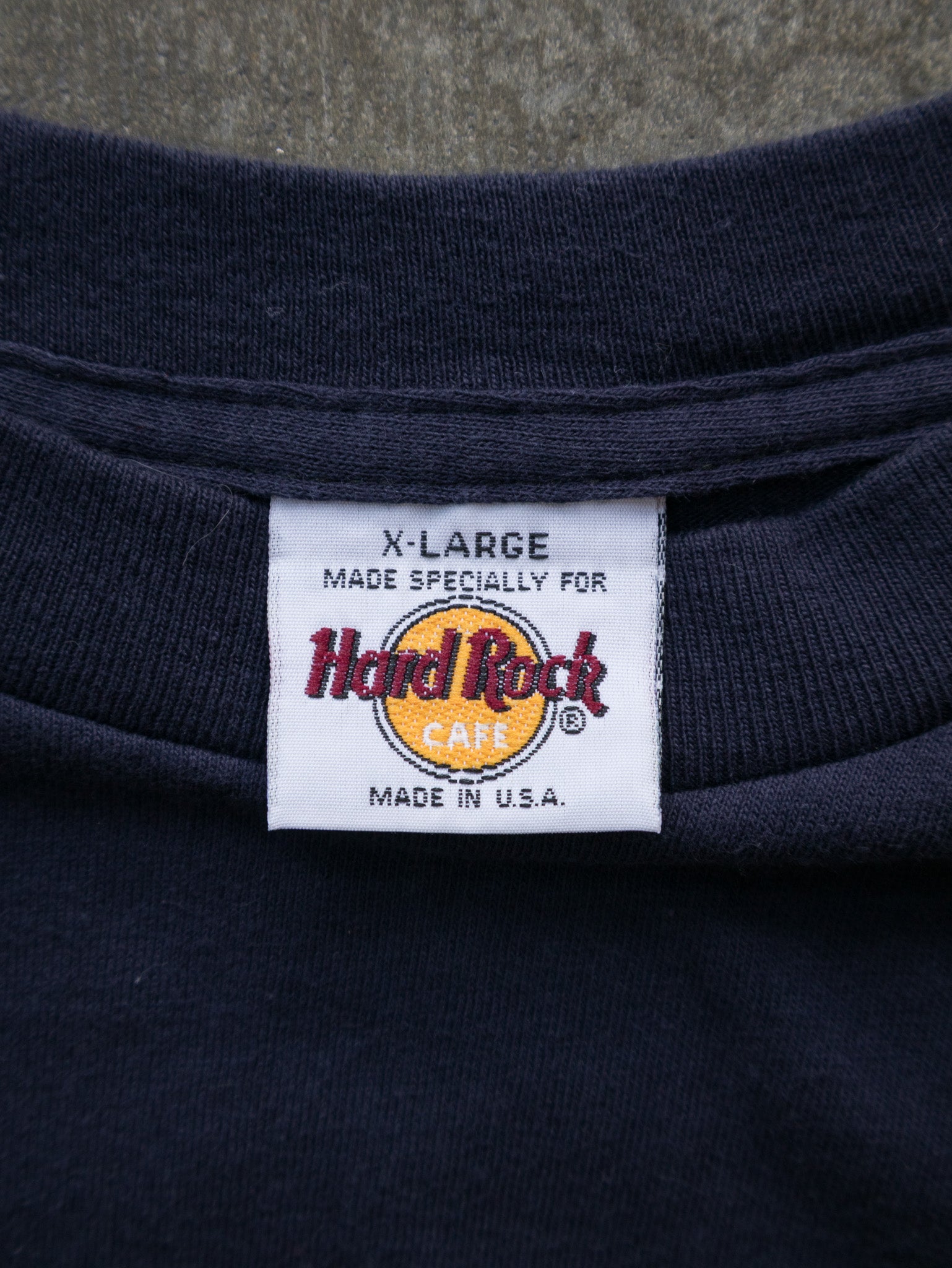 Vintage 90s Navy Hard Rock Cafe Maui Peace Tee (XL)