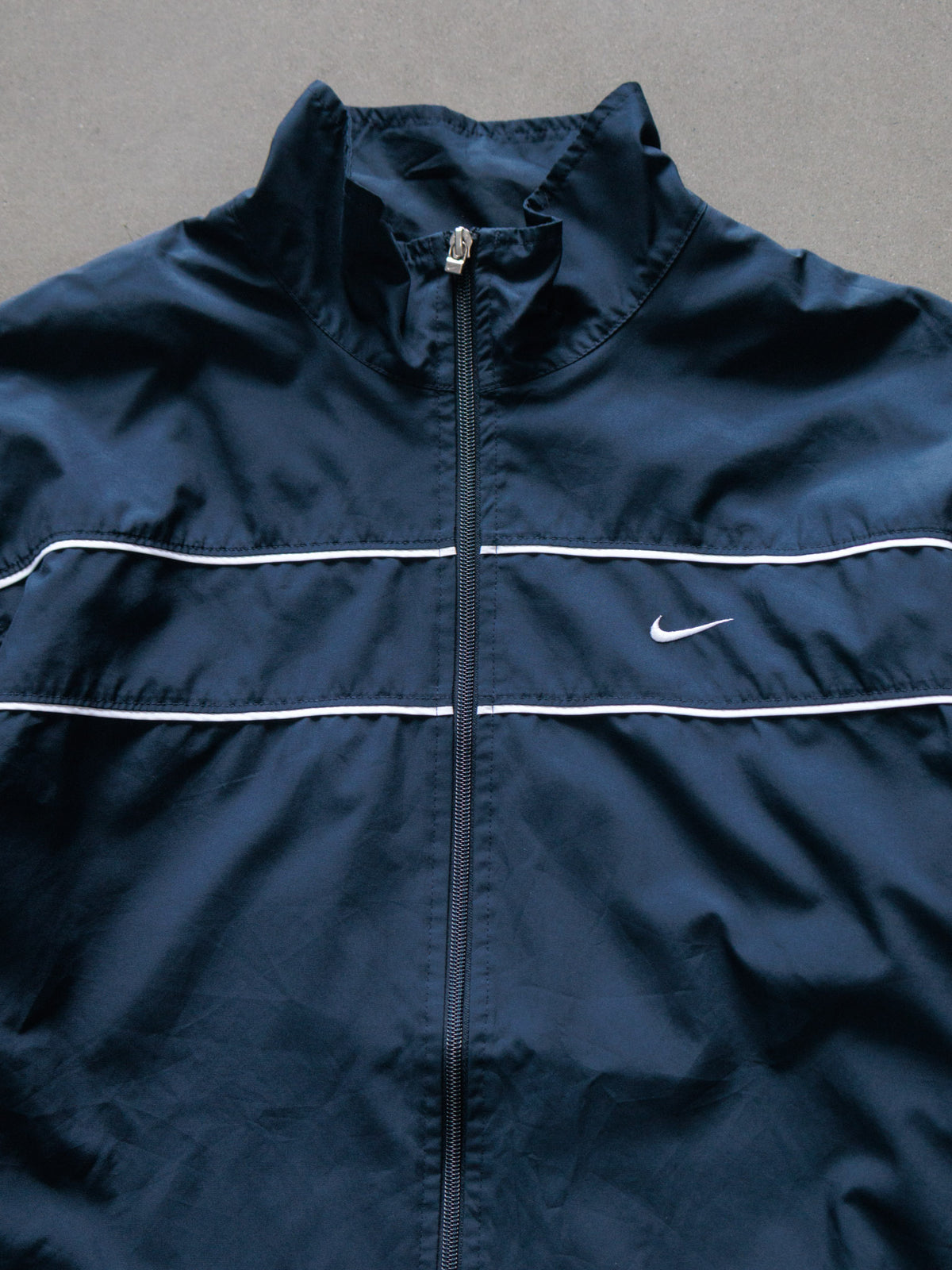 Vintage 00s Navy Nike Windbreaker (L)