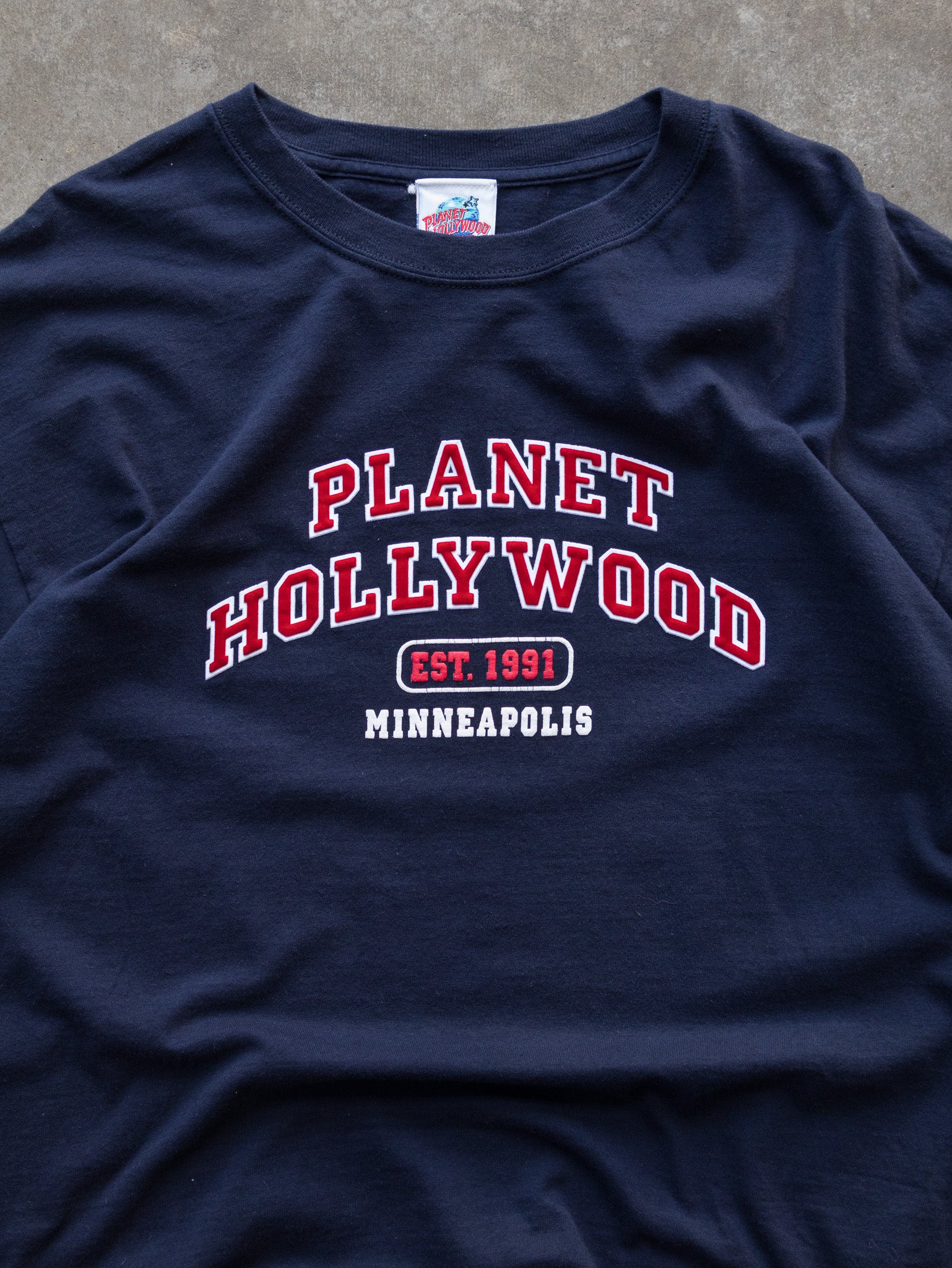 Vintage 90s Navy Planet Hollywood Minneapolis Tee (XL)