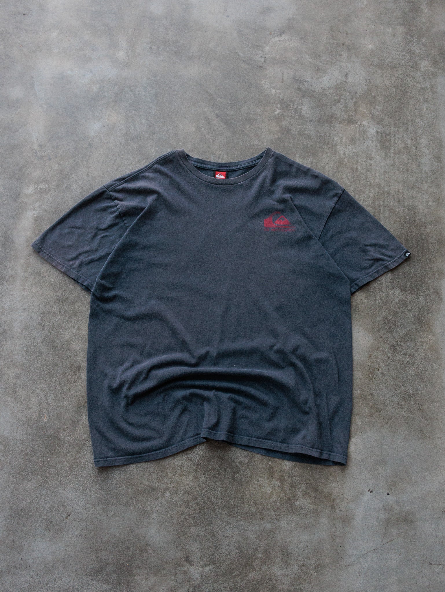 Vintage 00s Navy Quiksilver Tee (-)