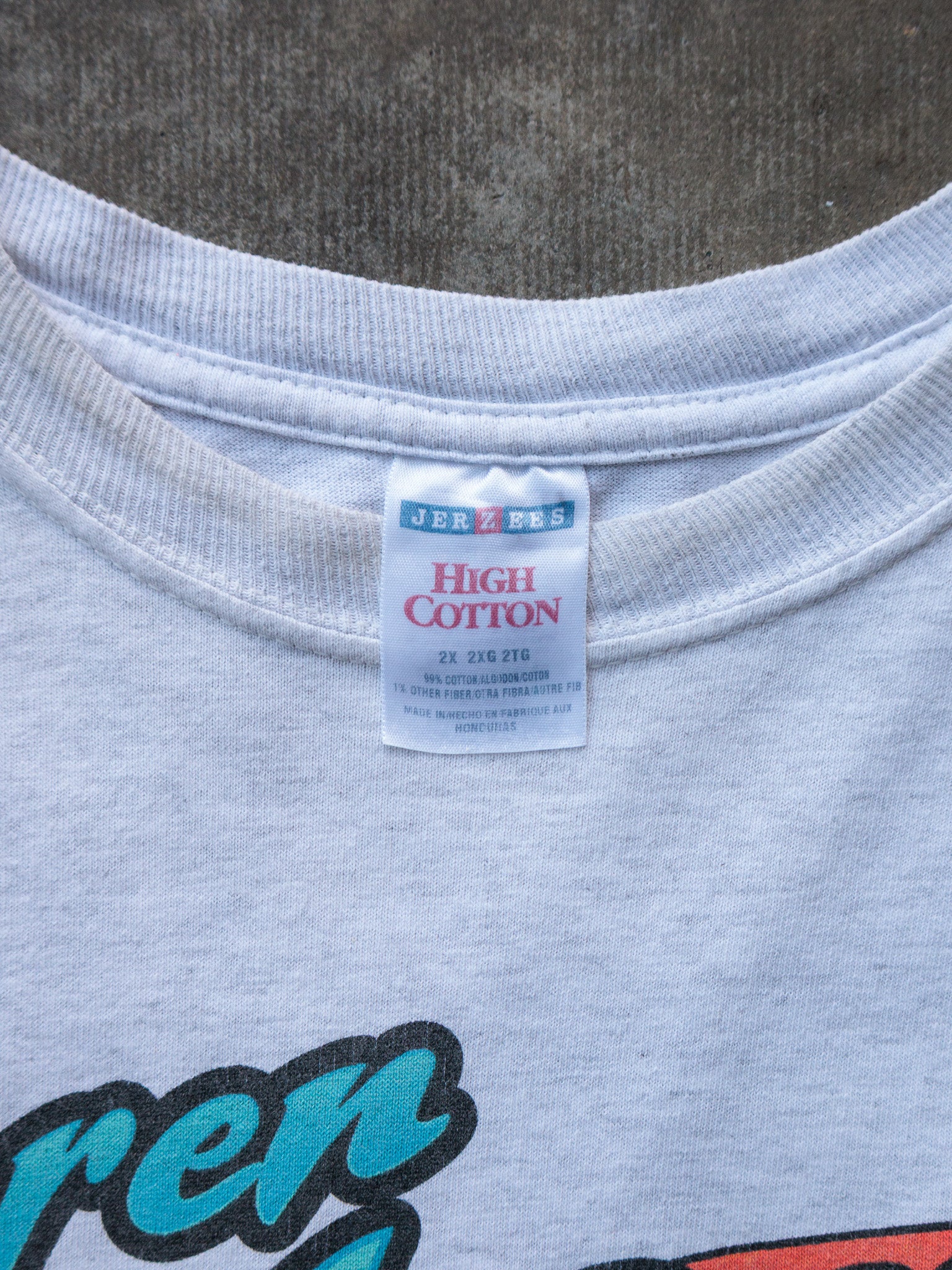 Vintage 00s Grey Warren Mahoney LeFroy Ontario Tee (2XL)