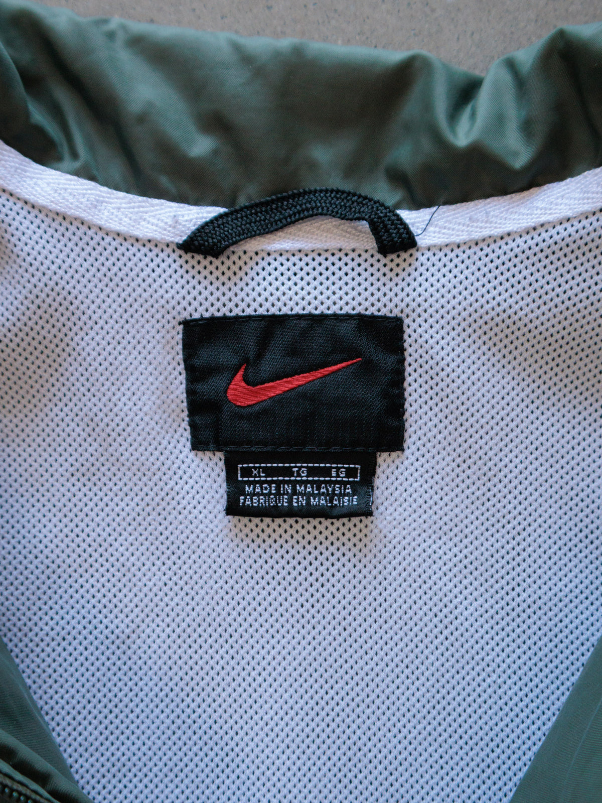 Vintage 00s Green Nike Colourblock Windbreaker (XL)