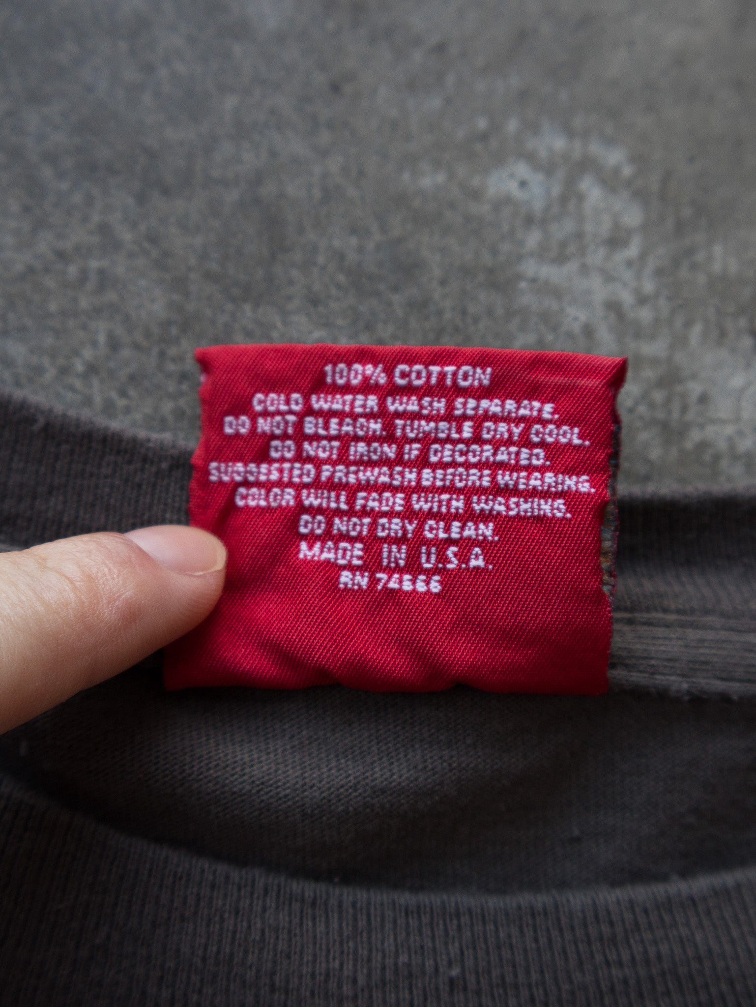 Vintage 90s Marlboro Country Store Pocket Tee (2XL)