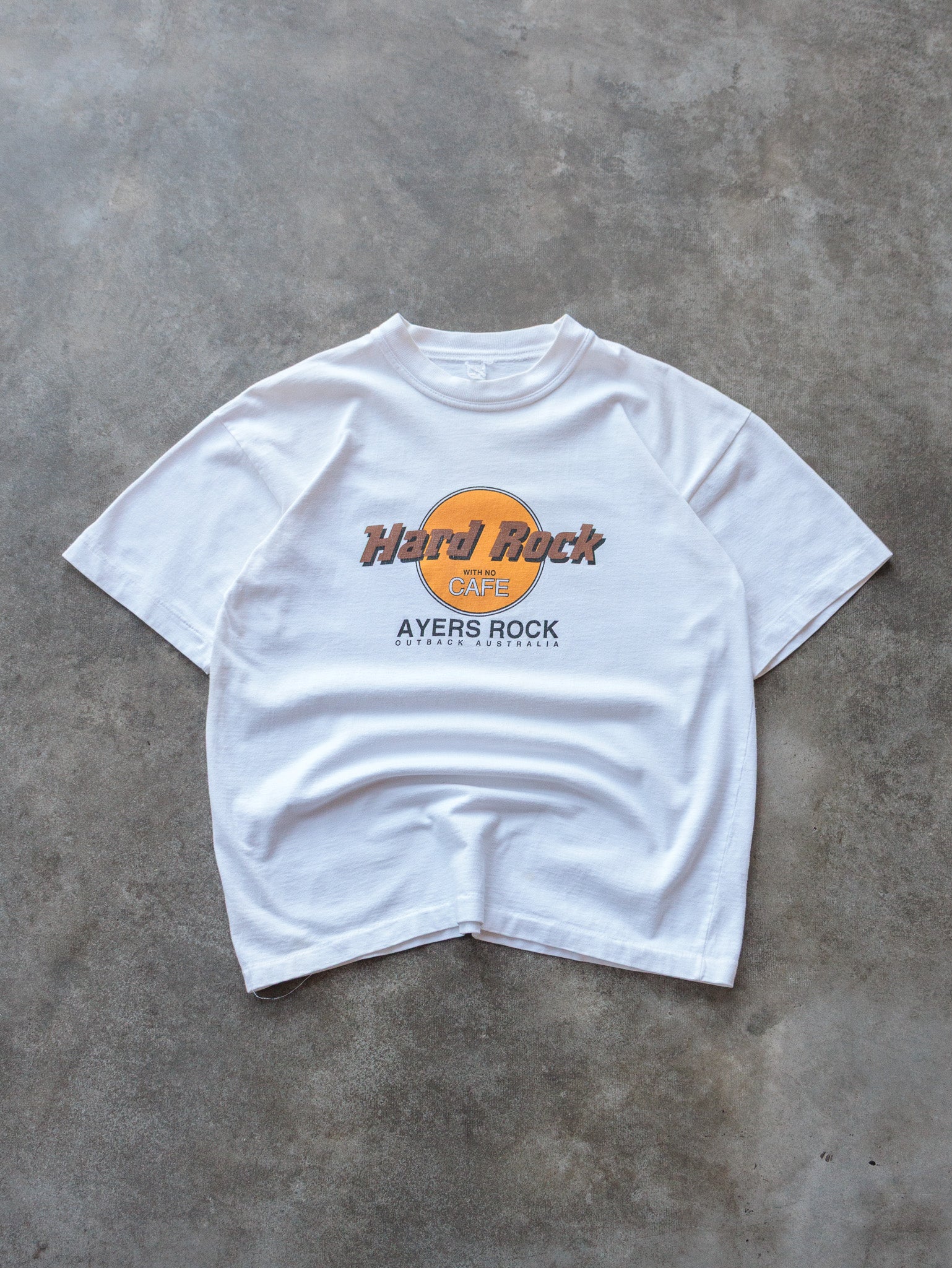 Vintage White Hard Rock With No Cafe Ayers Rock Slogan Tee (S)