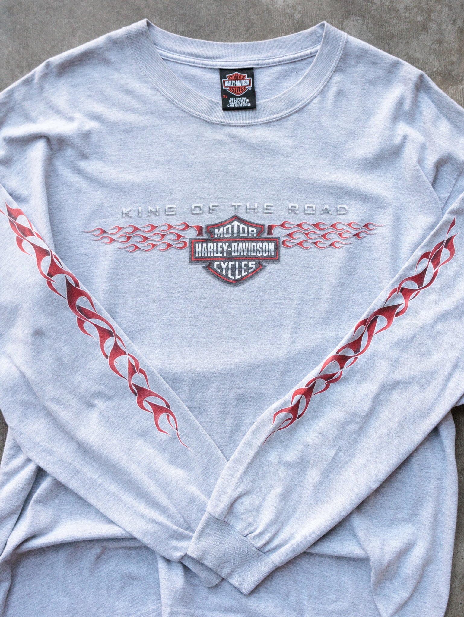 Vintage 2000 Grey Harley-Davidson Billings Montana Long Sleeve (XL)