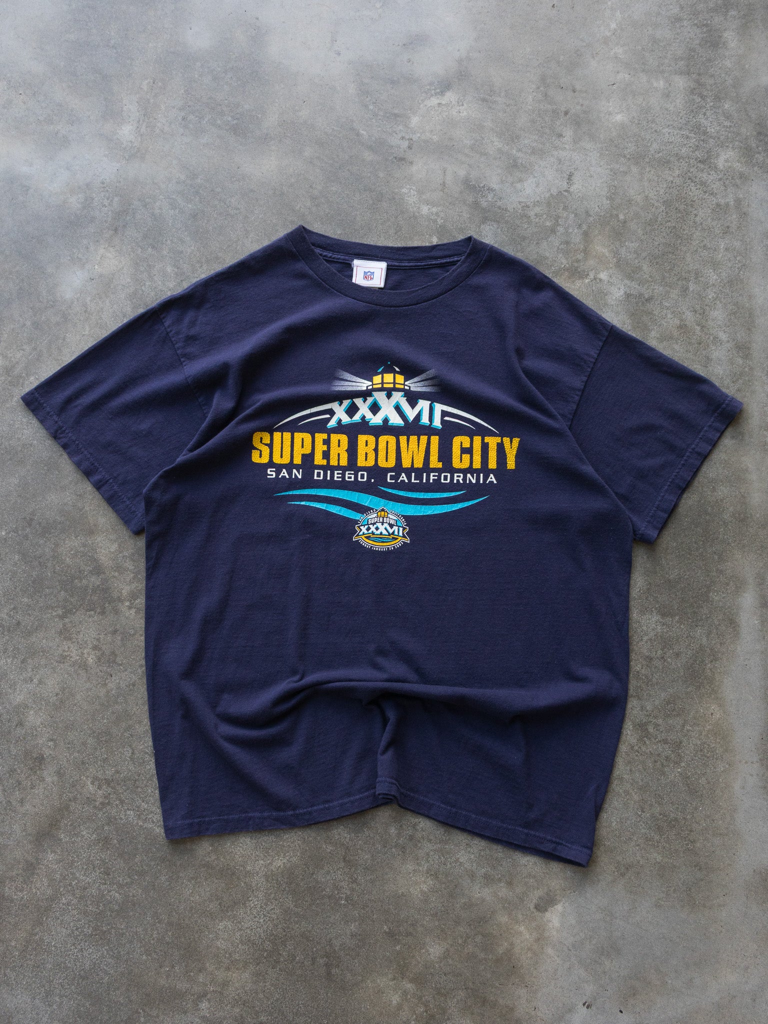 Vintage 2003 Super Bowl City San Diego Tee (XL)