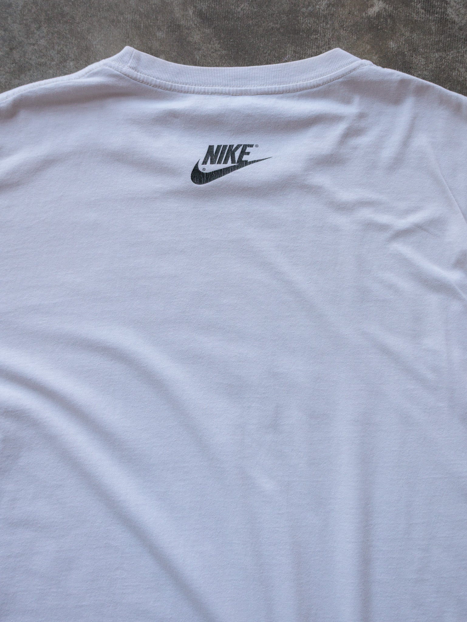 Vintage 90s White Nike Tee (-)