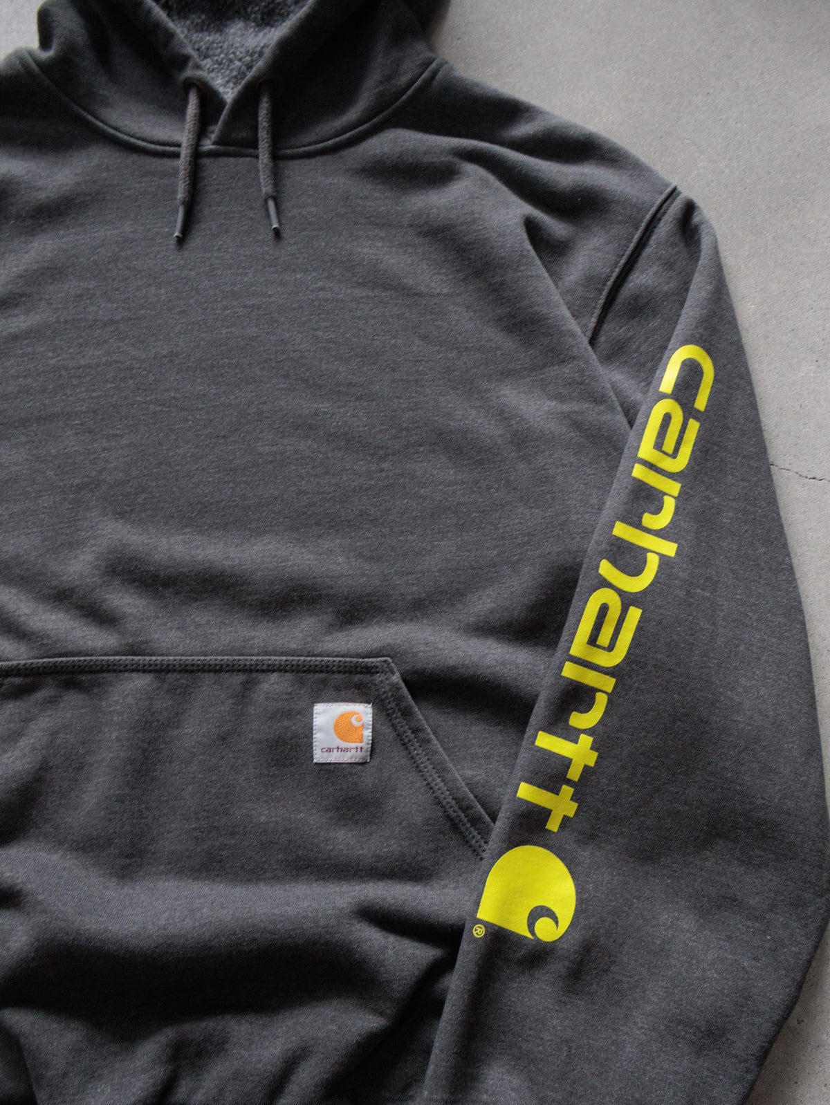 Vintage Black Carhartt Hoodie (L)