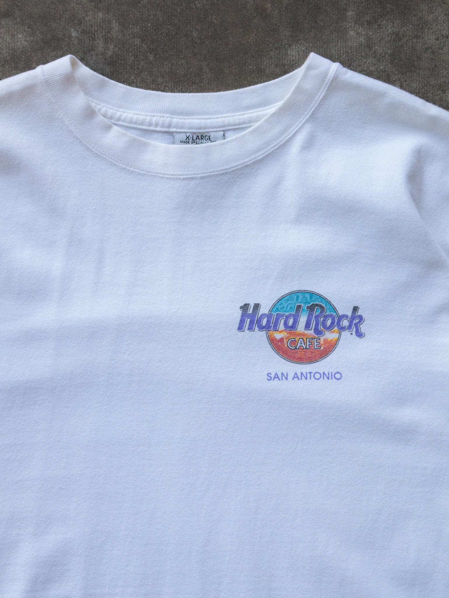 Vintage 90s White Hard Rock Cafe San Antonio Tee (XL)