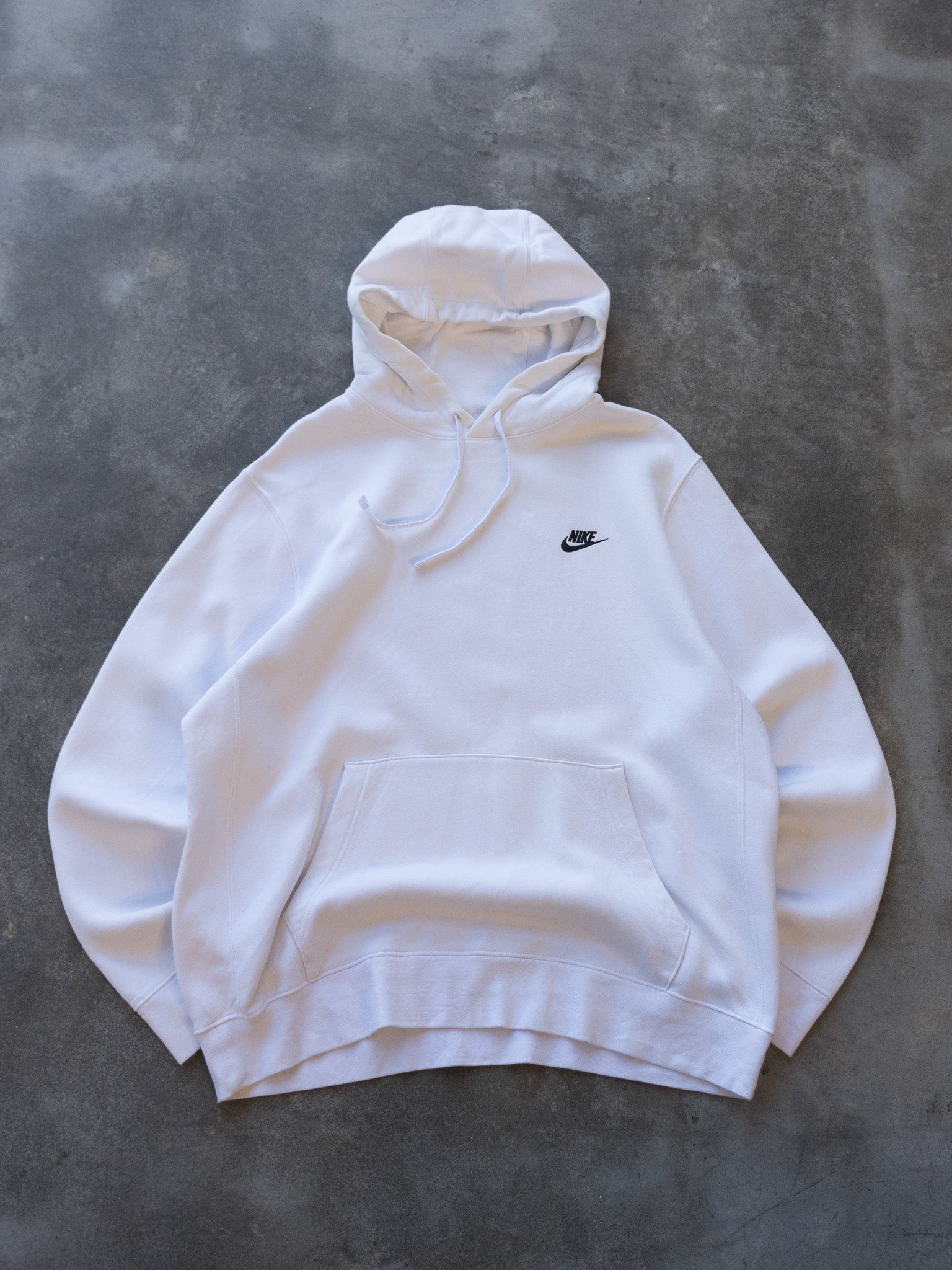 Vintage White Nike Swoosh Hoodie (XL)