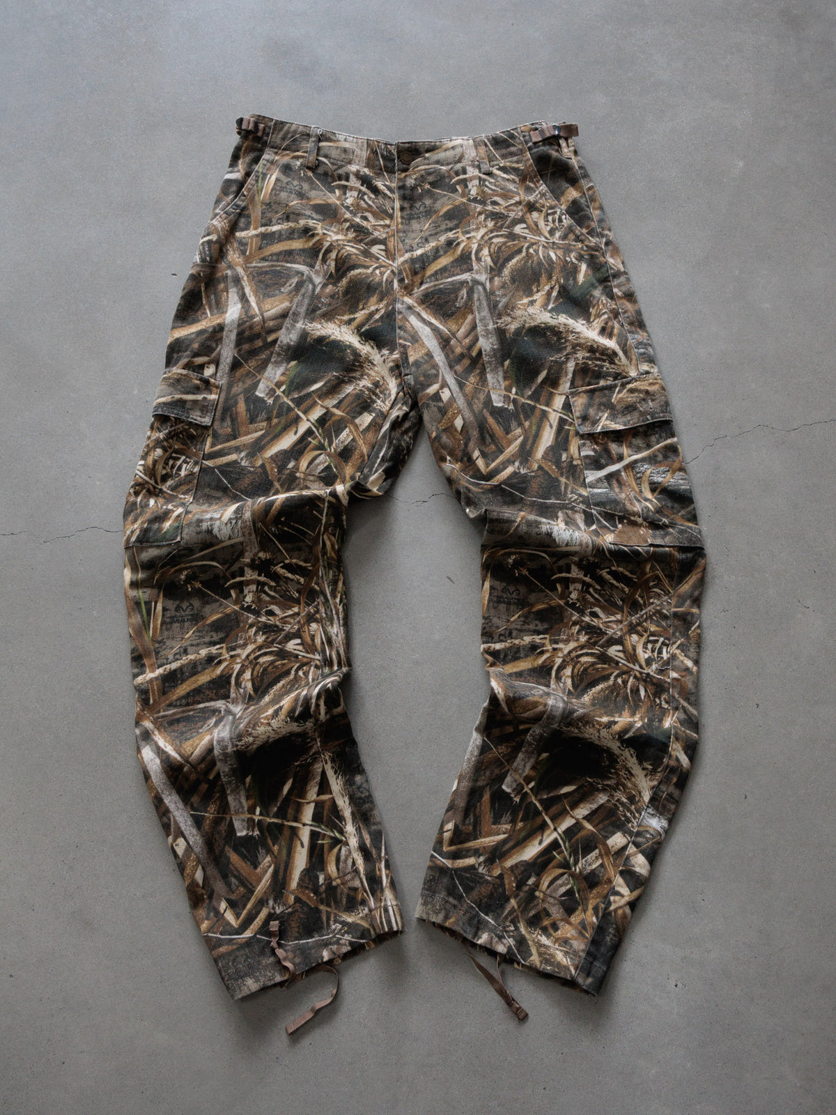 Vintage 00s Brown Camo Cabela's Cargo Pants (W34)