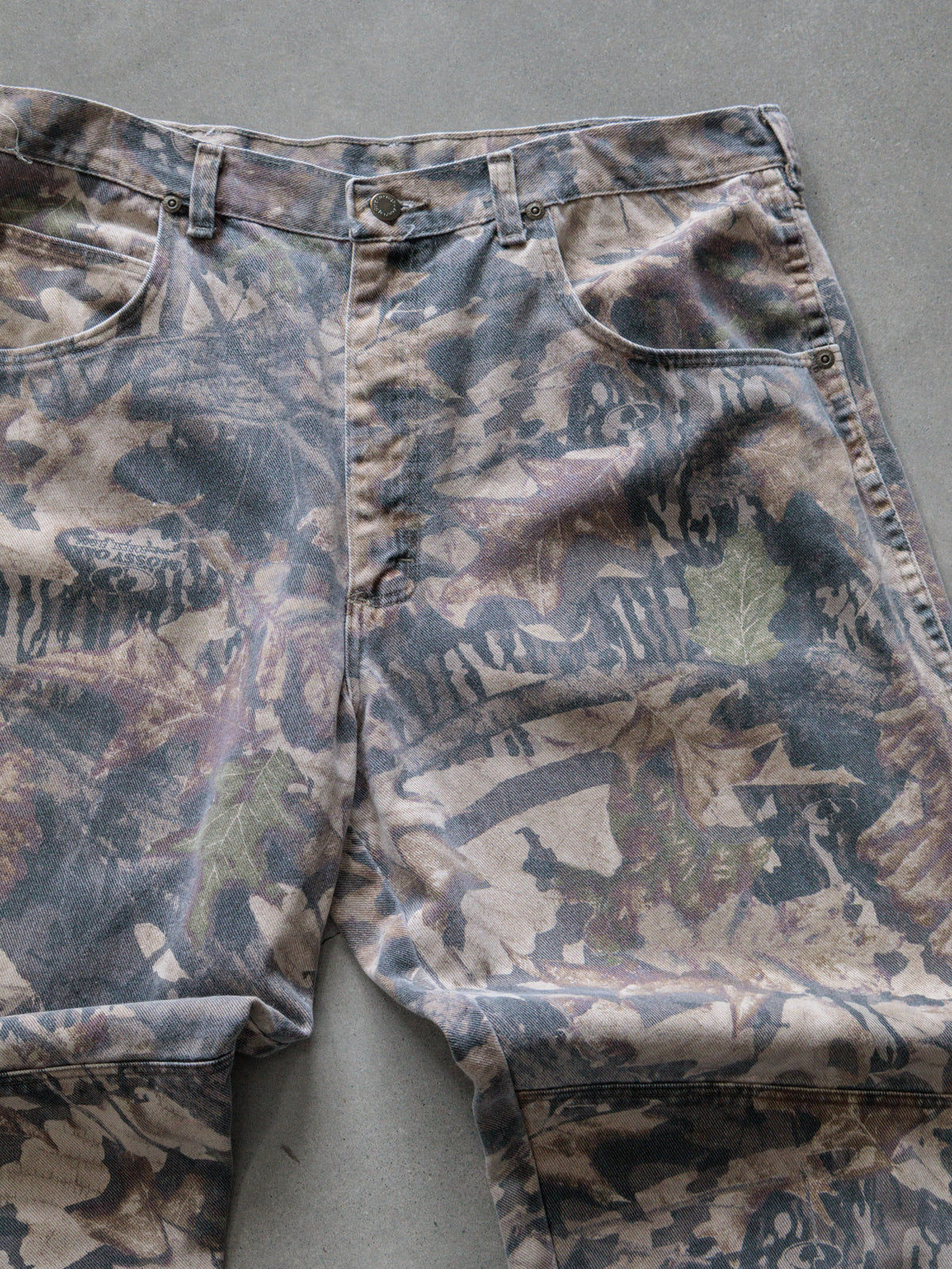 Vintage 90s Brown Mossy Oak Camo Wrangler Pants (-)