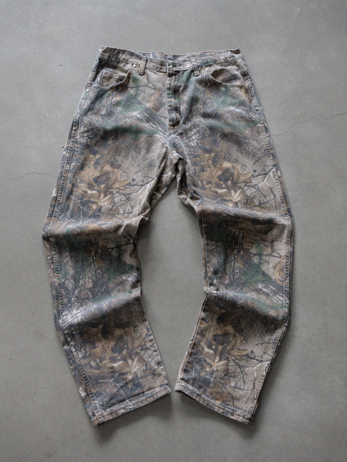 Vintage 90s Brown Realtree Camo Wrangler Pants (W36)